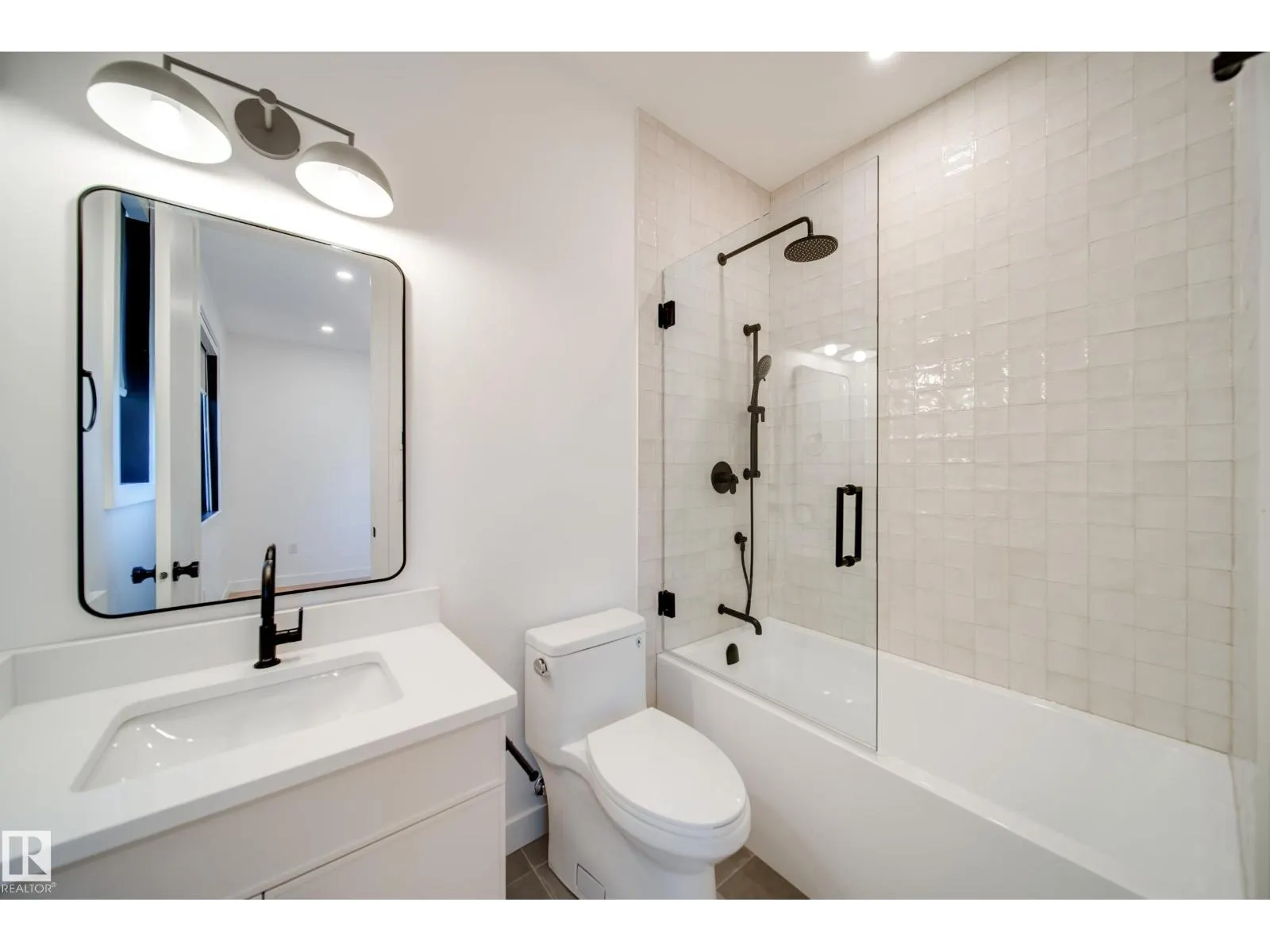 10522 134 ST NW