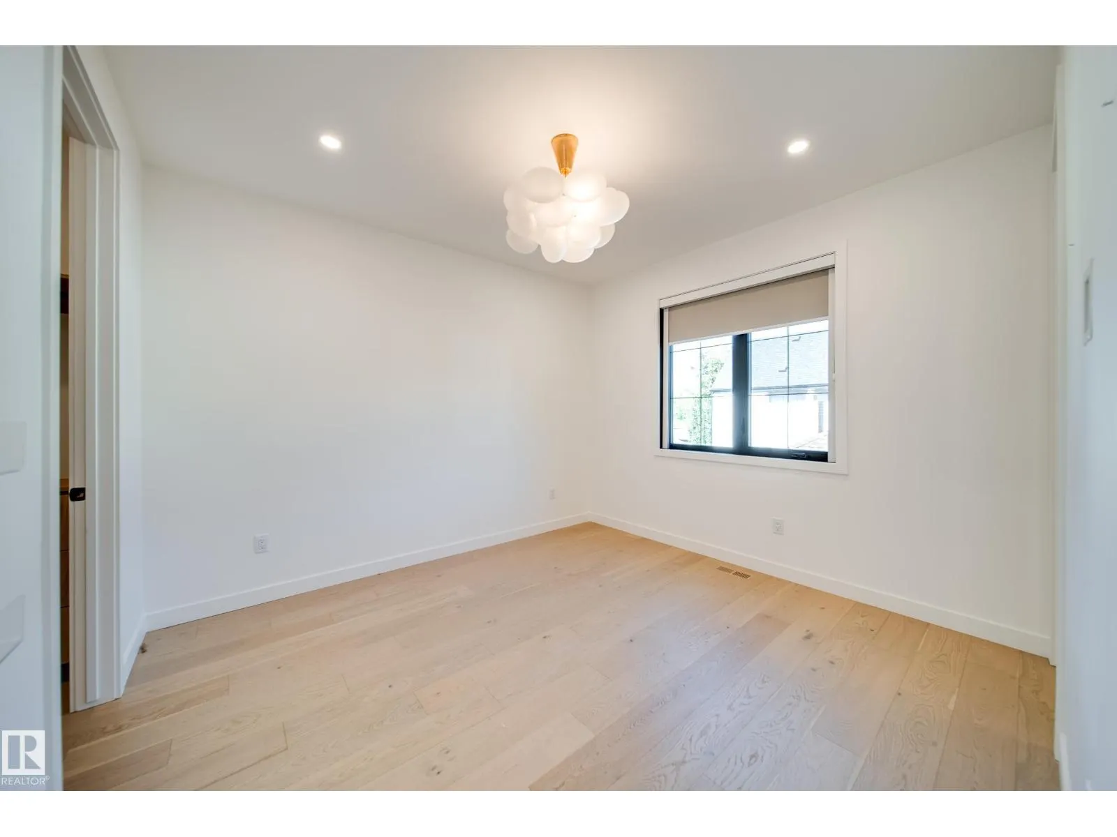10522 134 ST NW