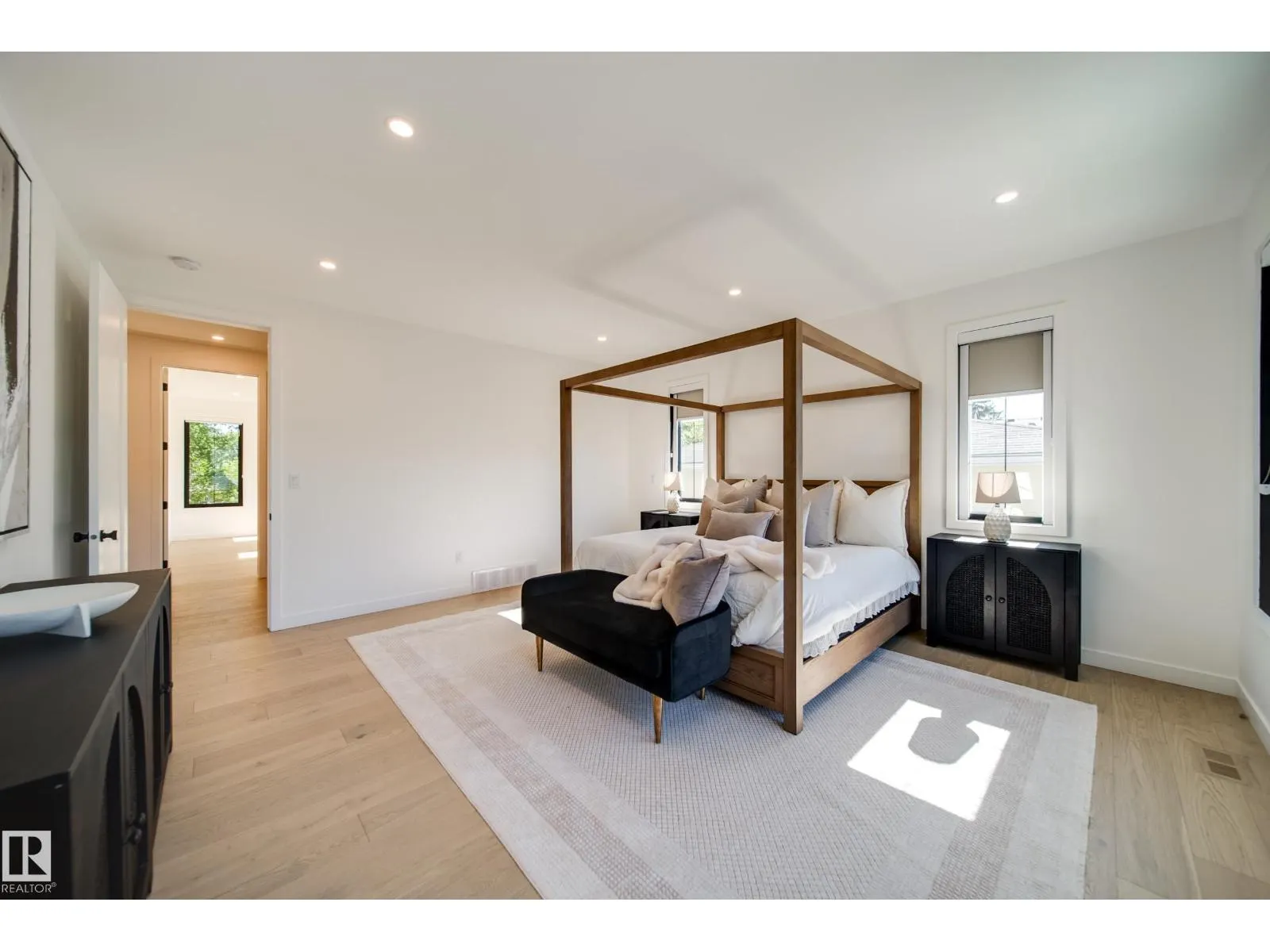 10522 134 ST NW