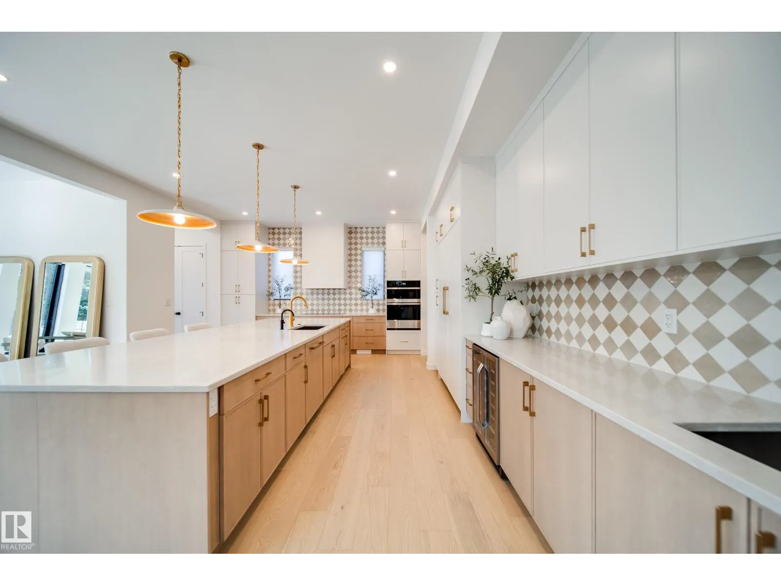 10522 134 ST NW