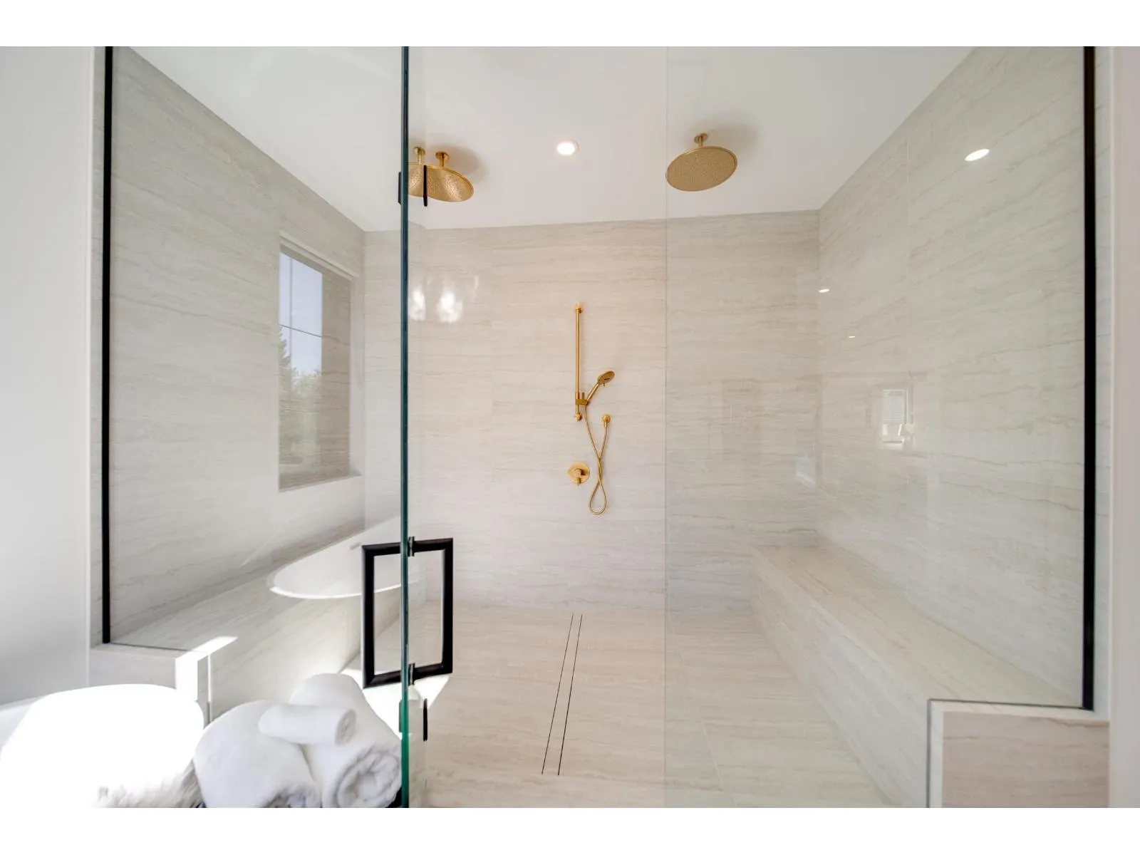 10522 134 ST NW
