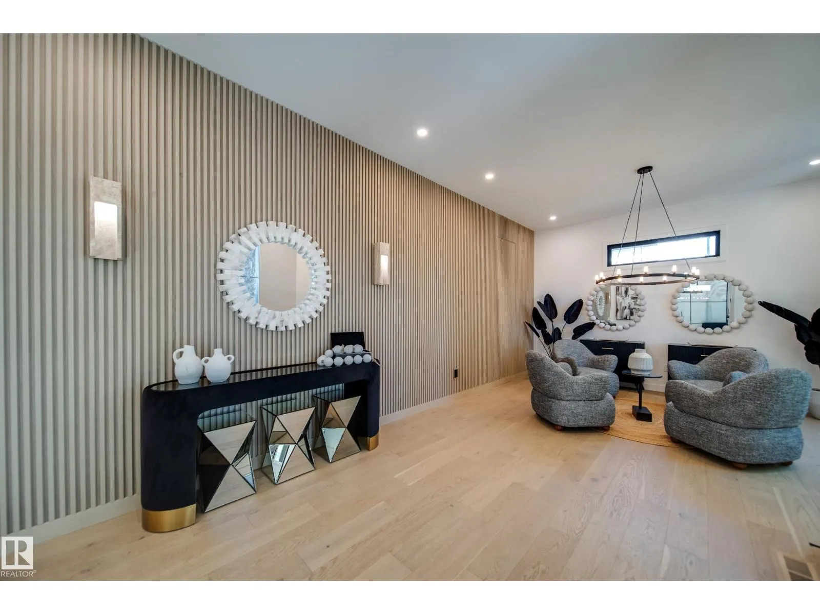 10522 134 ST NW