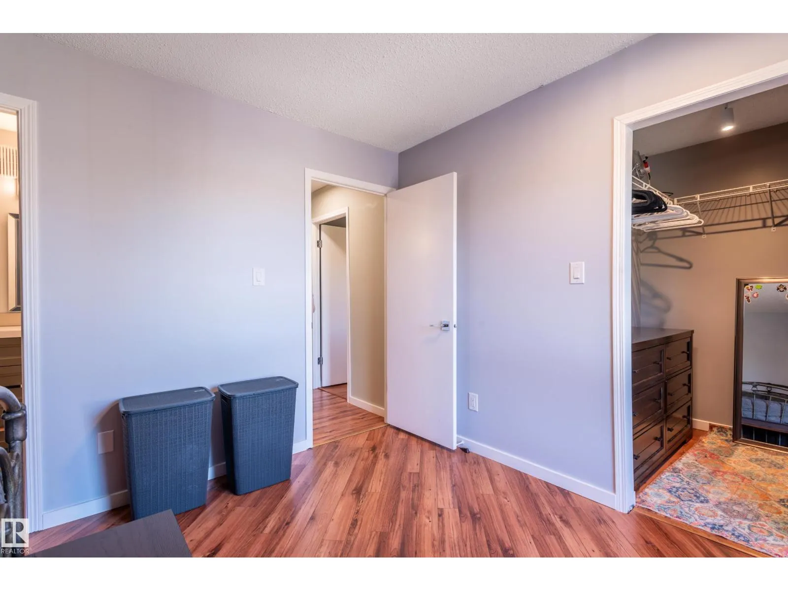 5792 172 ST NW