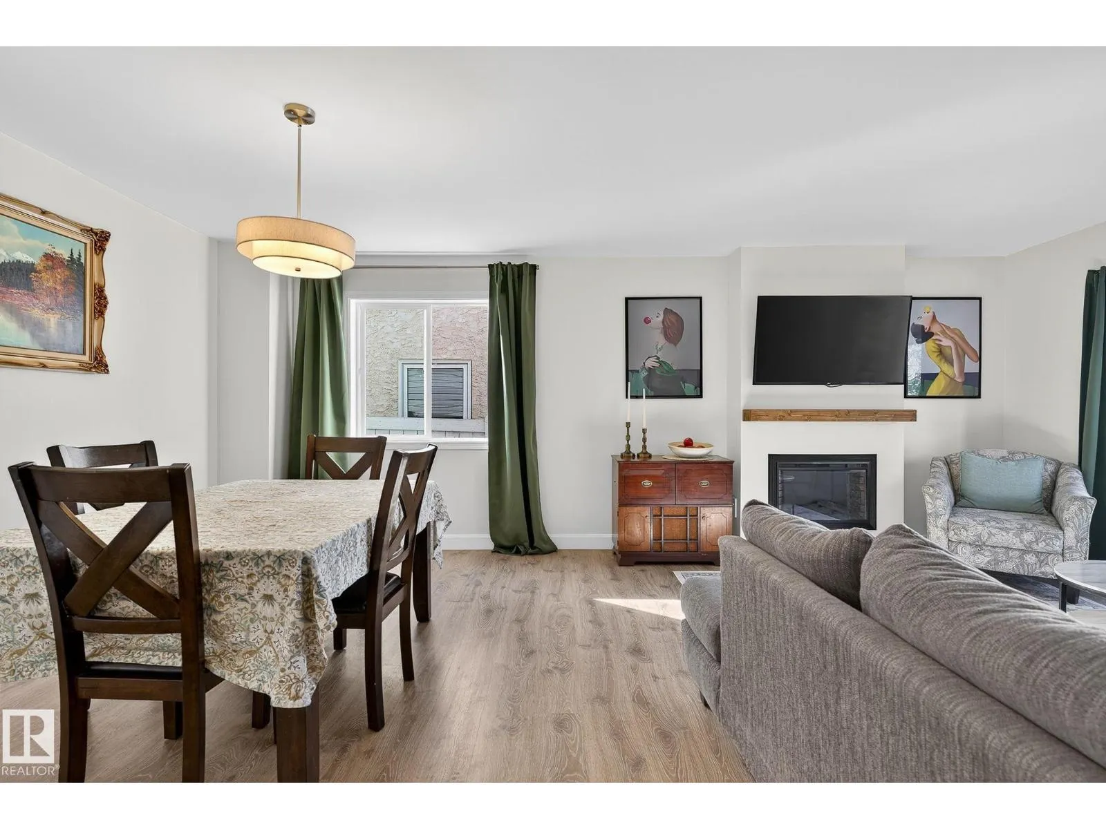 7323 190 ST NW