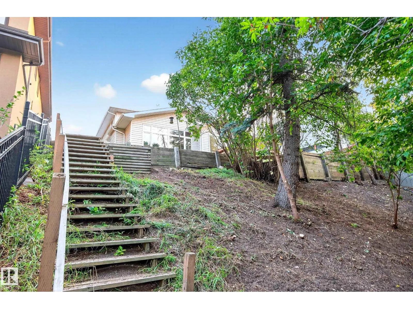 14304 92A AV NW