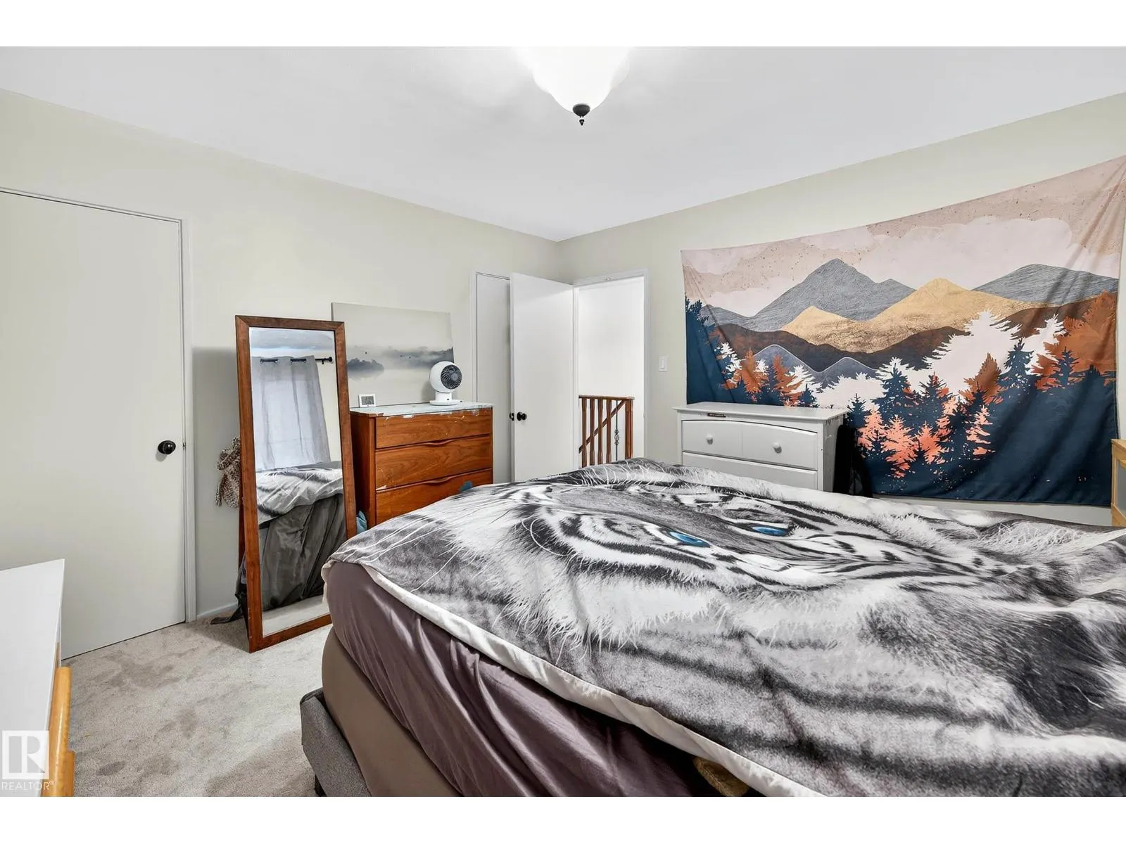 14304 92A AV NW