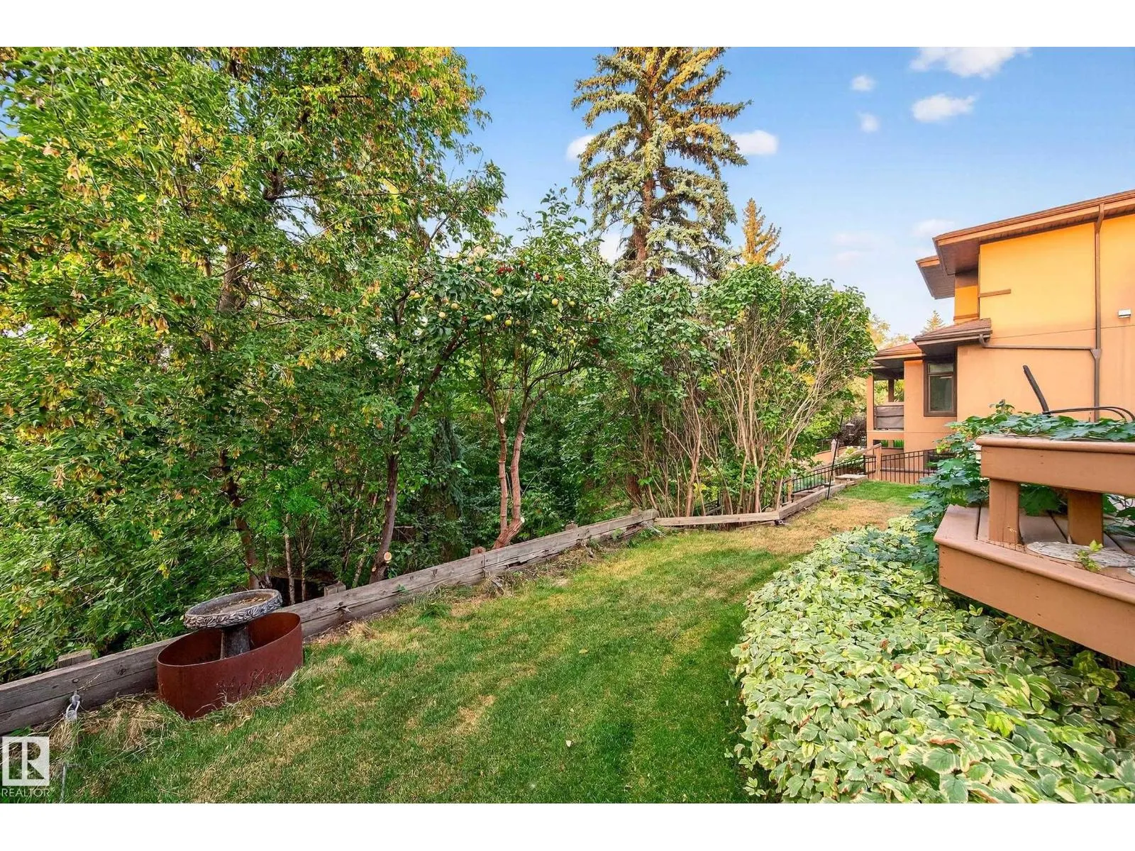 14304 92A AV NW