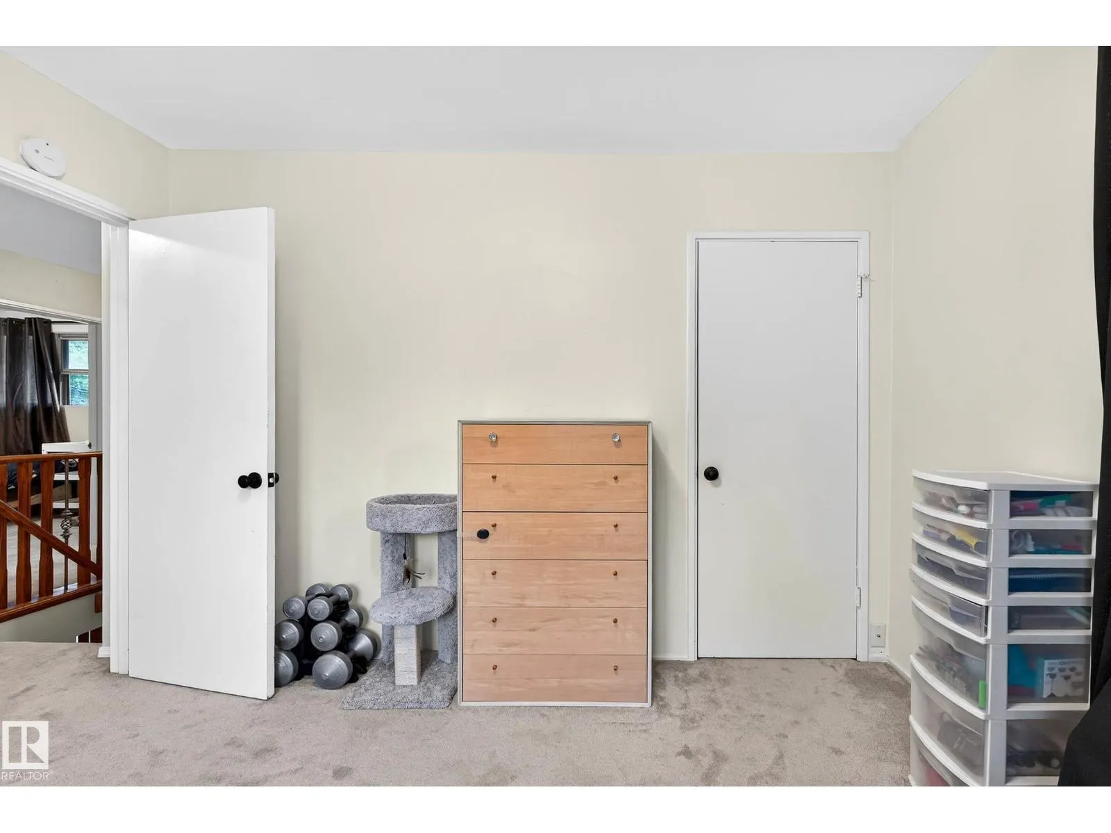 14304 92A AV NW