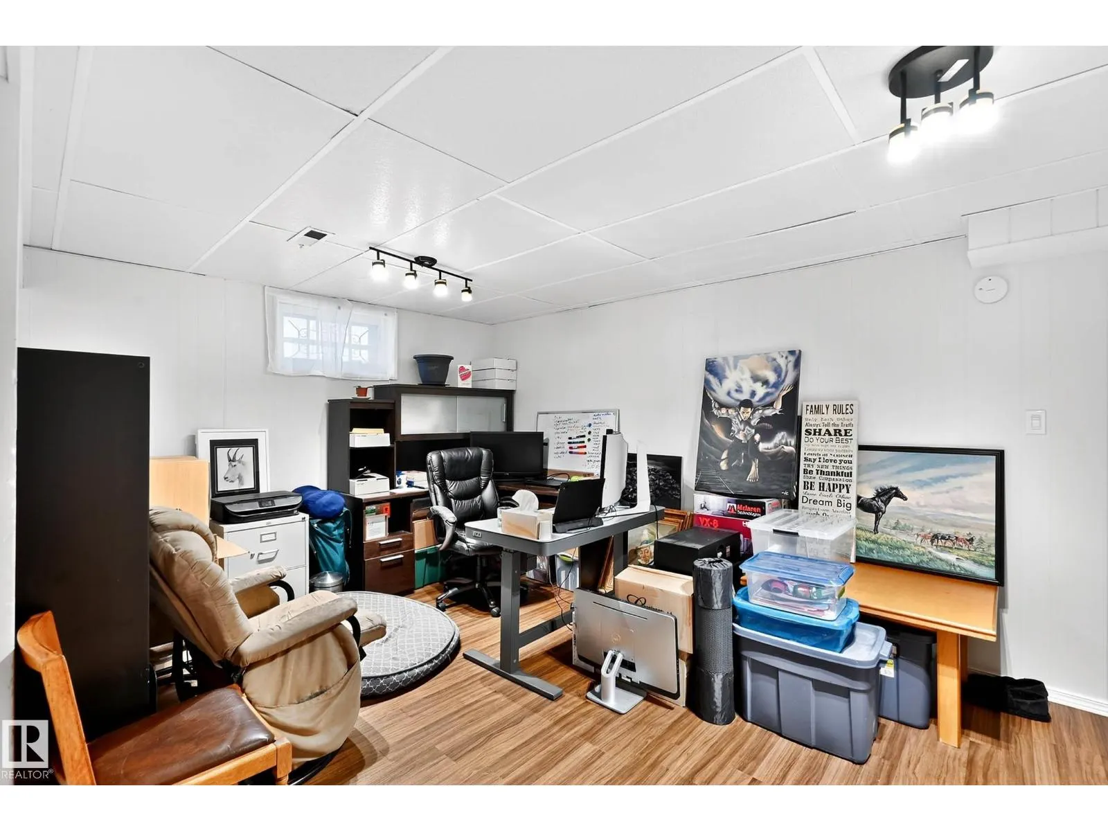 14304 92A AV NW