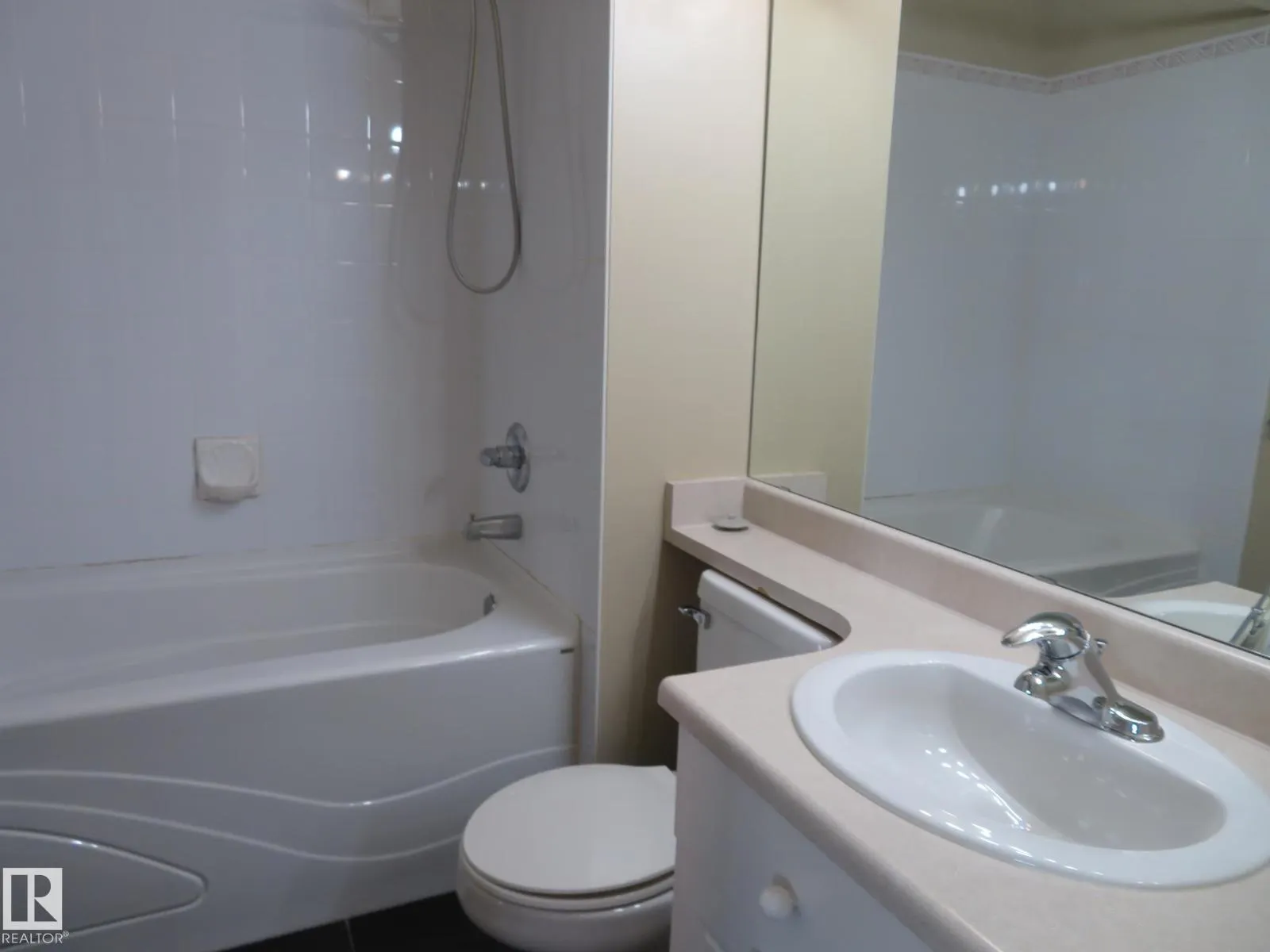 #405 10221 111 ST NW
