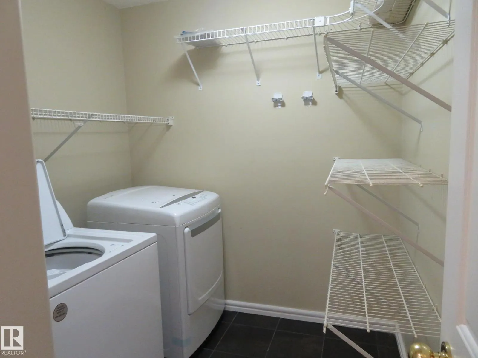 #405 10221 111 ST NW