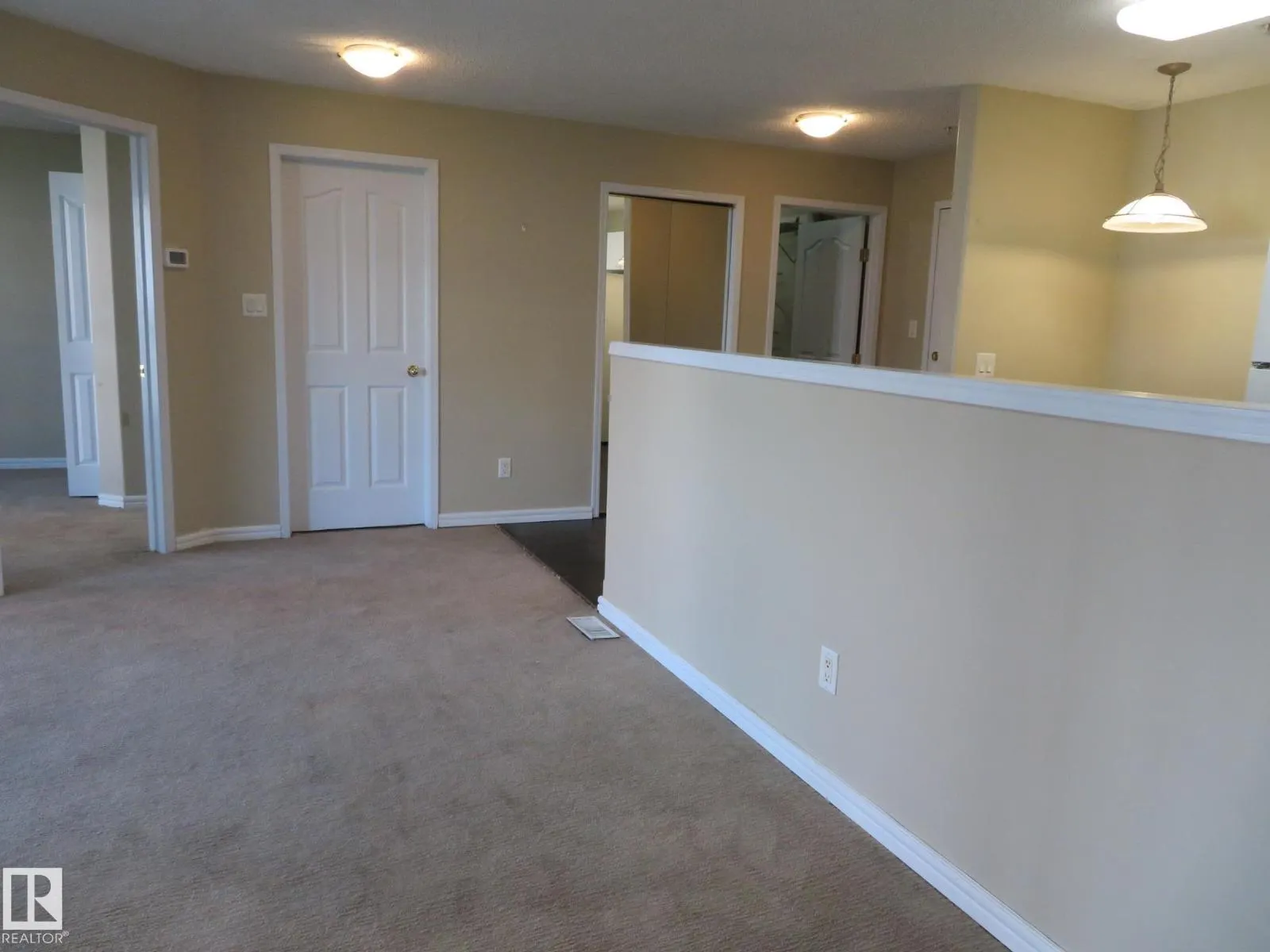 #405 10221 111 ST NW