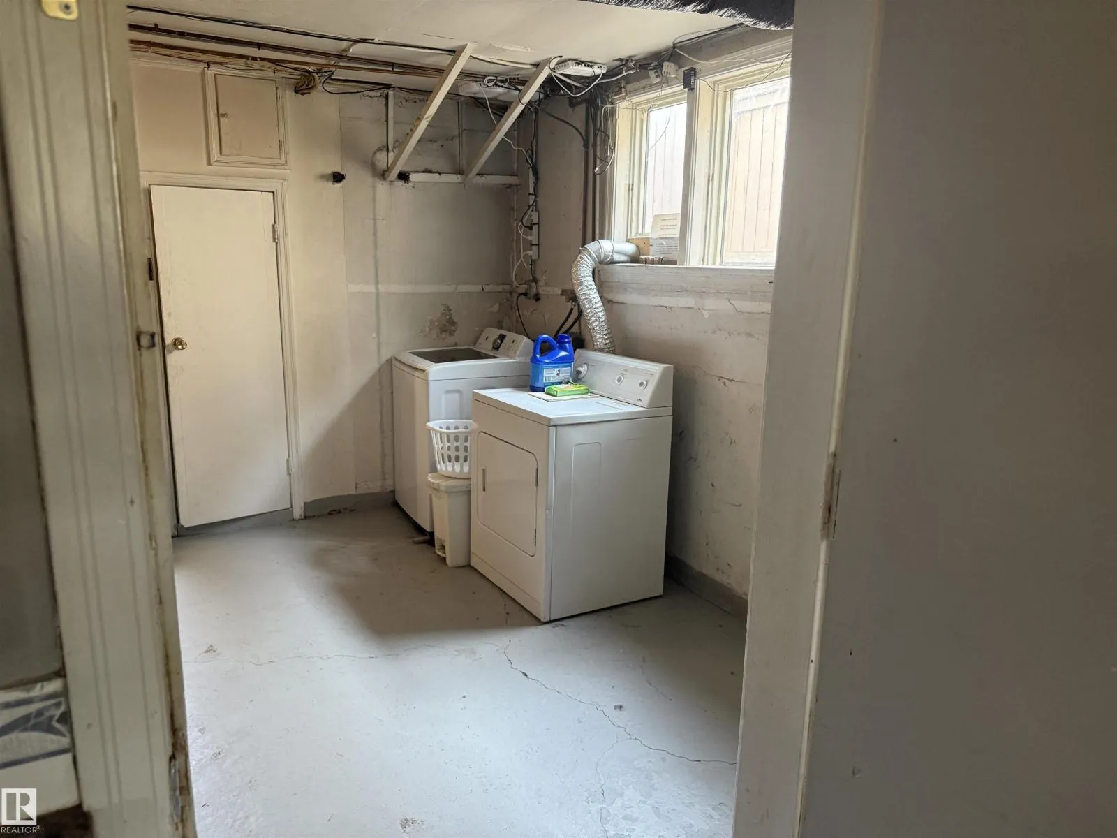12637 70 ST NW