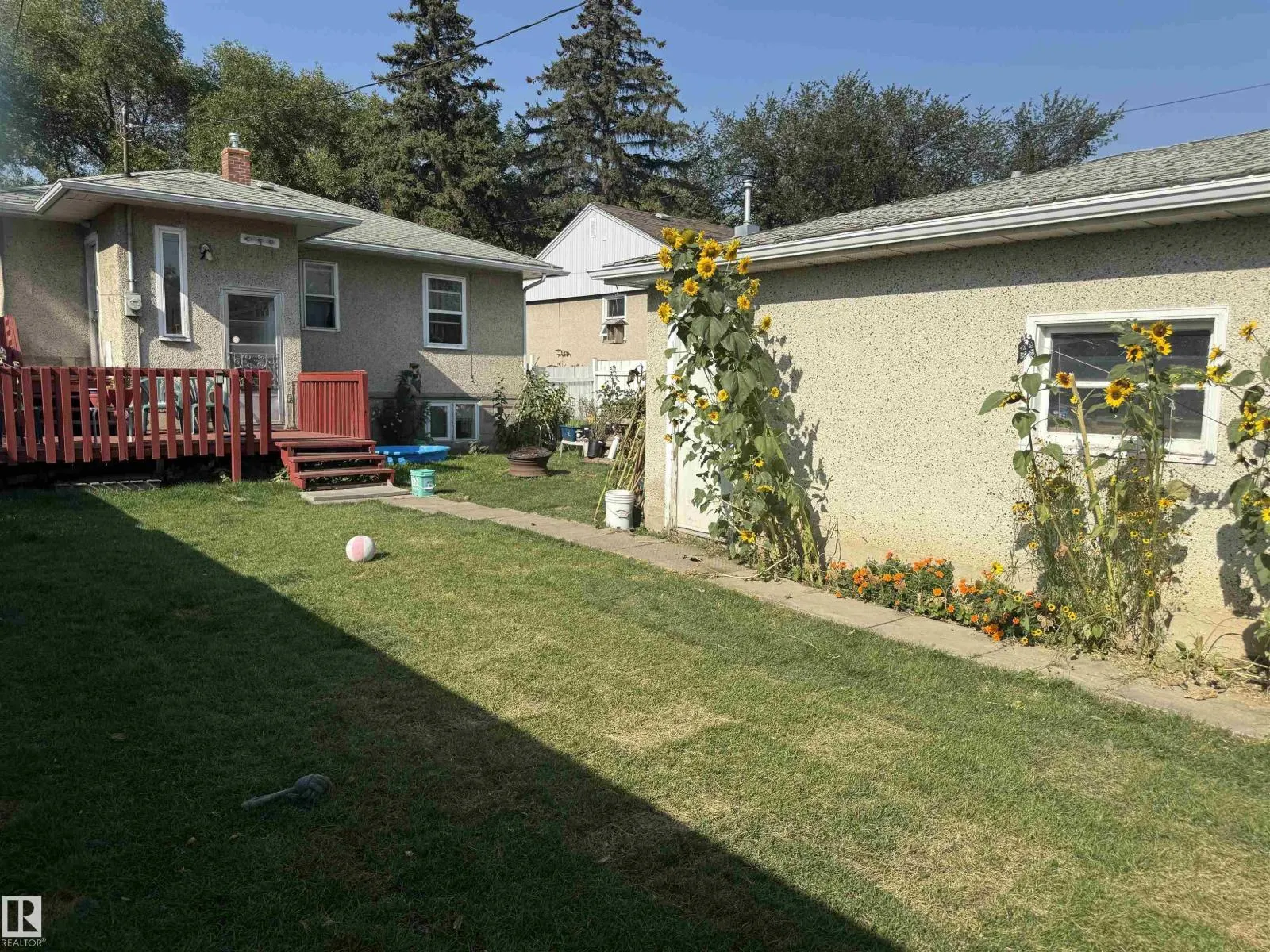 12637 70 ST NW