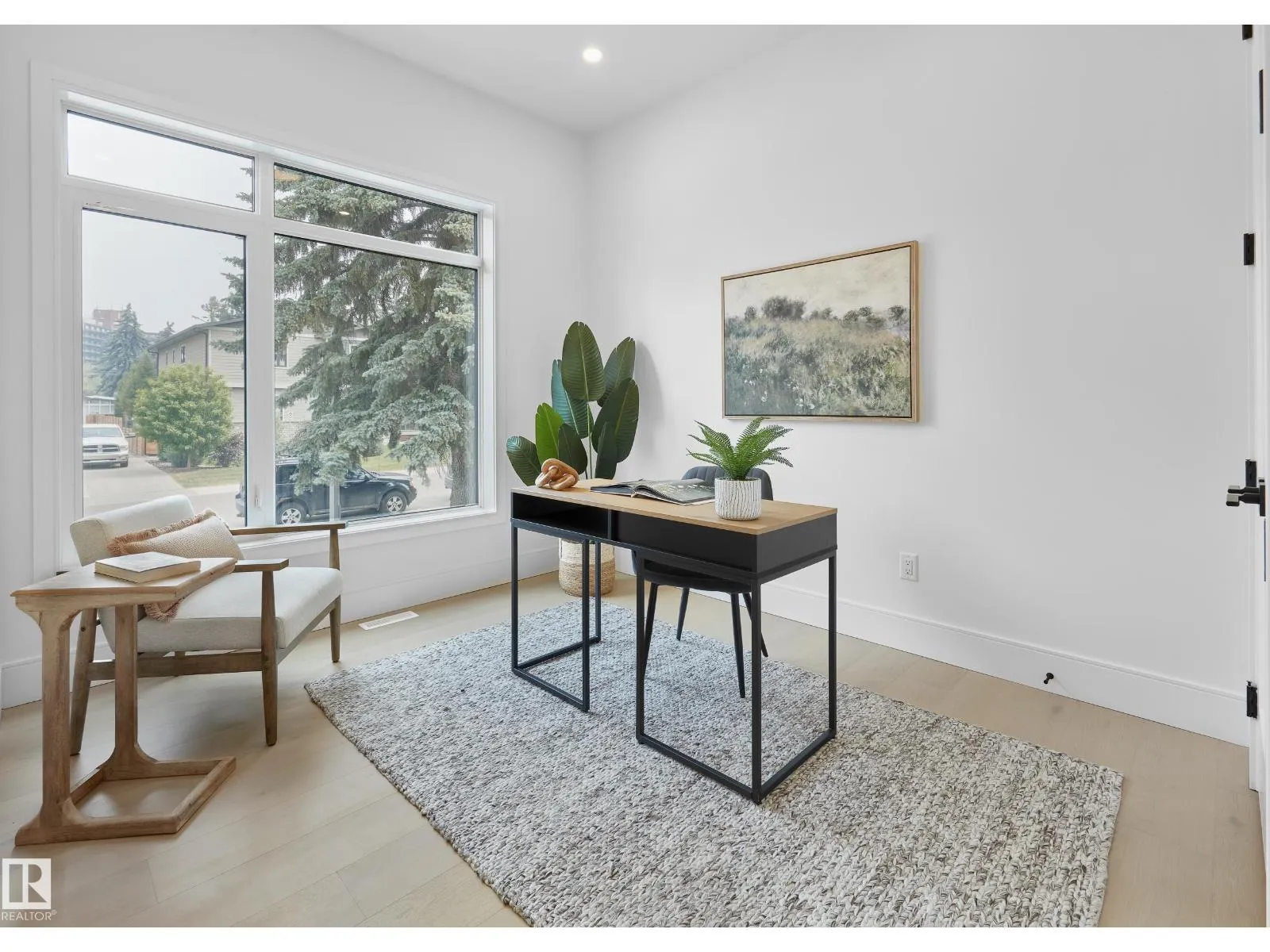 11711 83 AV NW