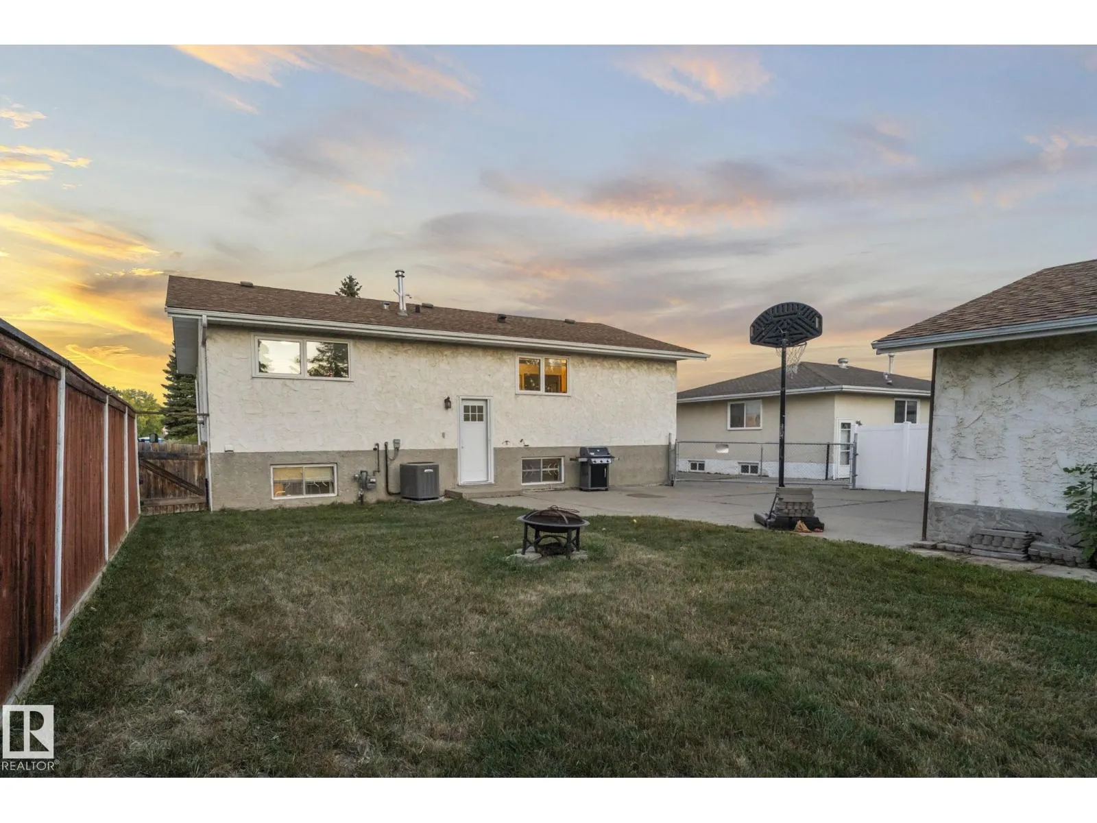 17008 108 ST NW