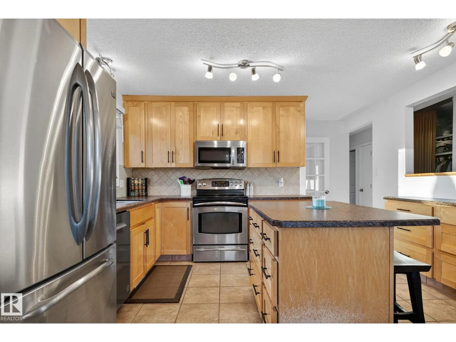 17008 108 ST NW
