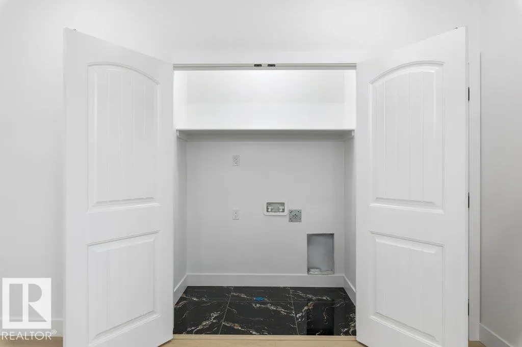 11010 174A AV NW