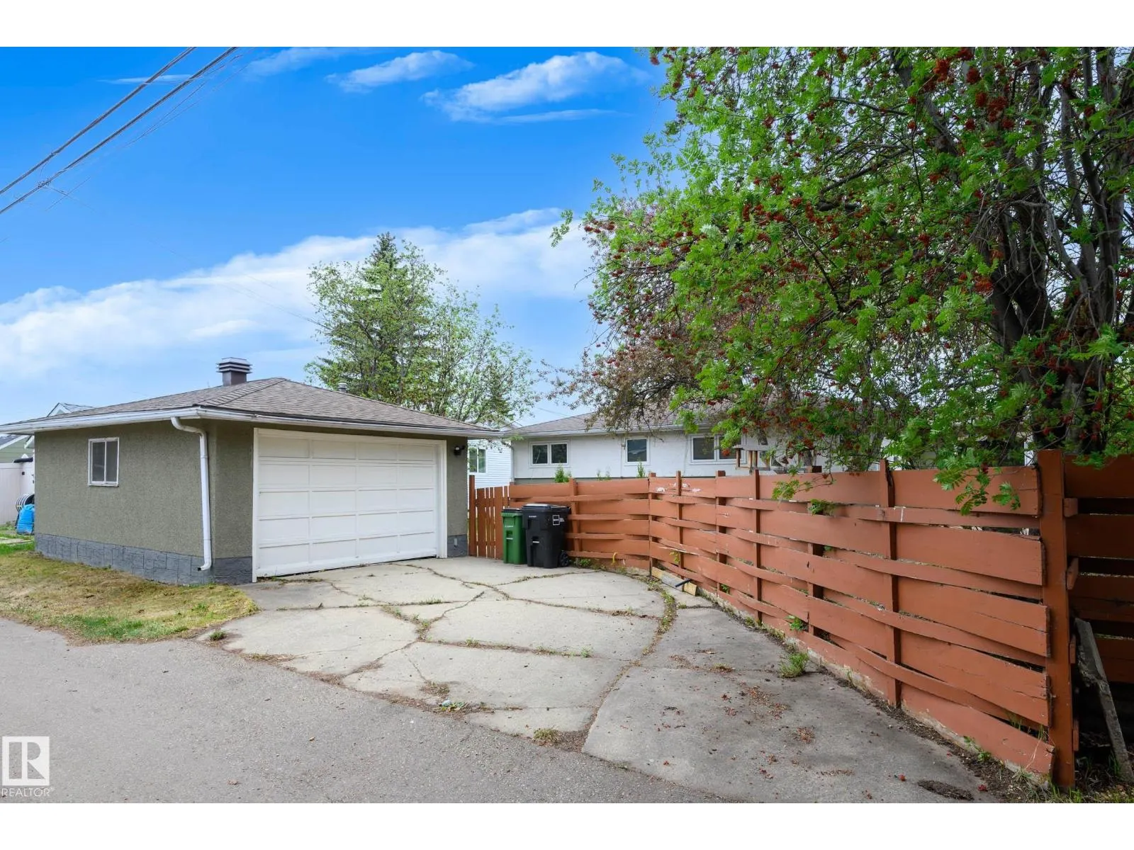 14622 95 AV NW