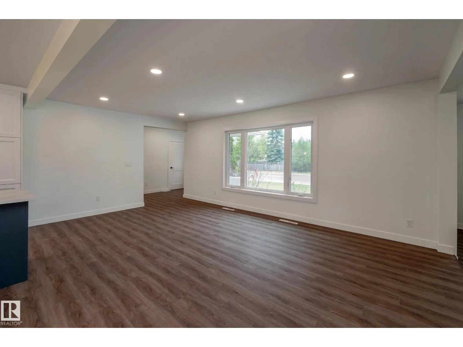 14622 95 AV NW