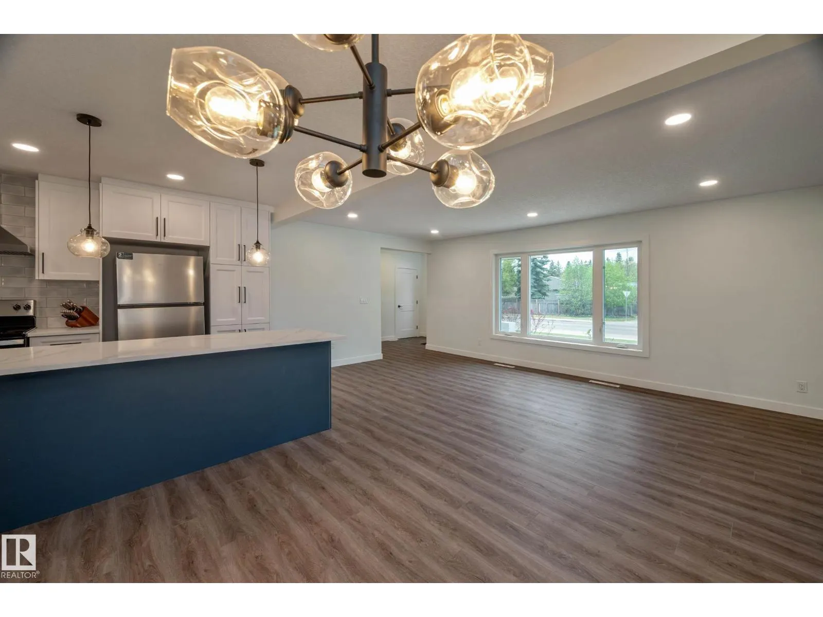 14622 95 AV NW