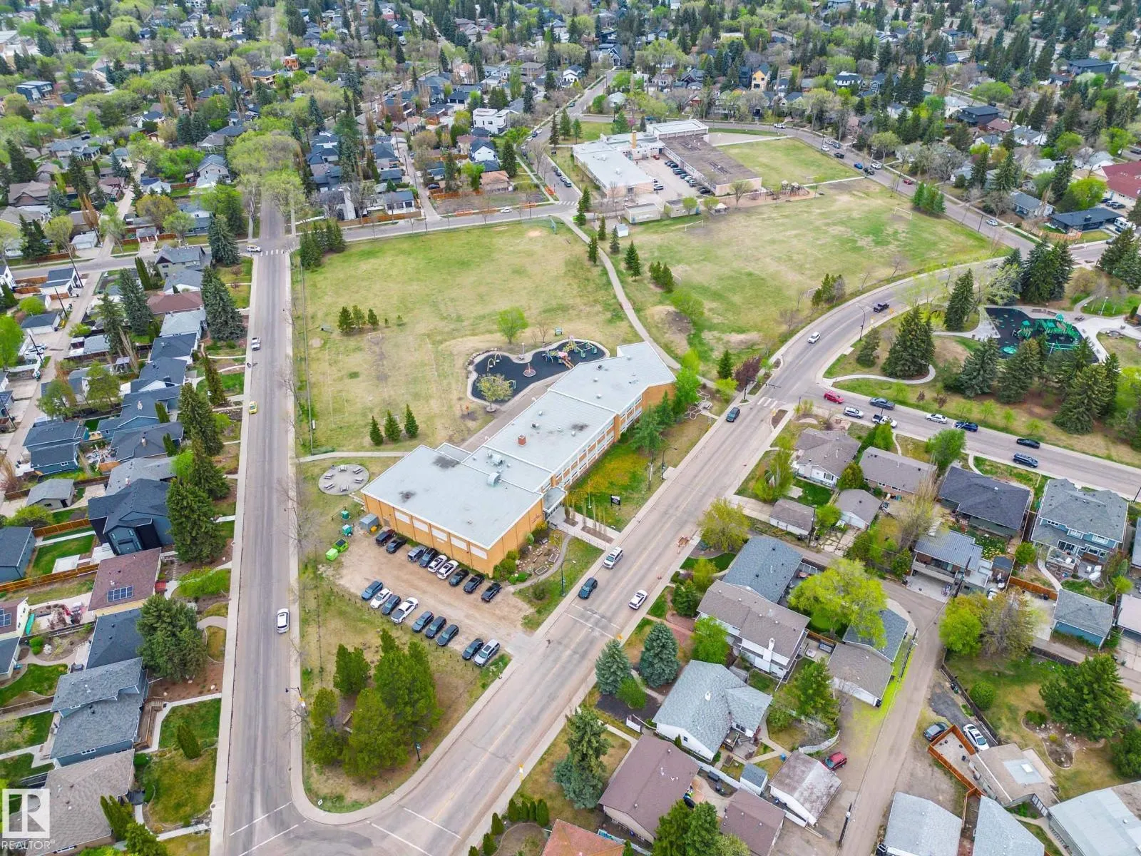 14622 95 AV NW