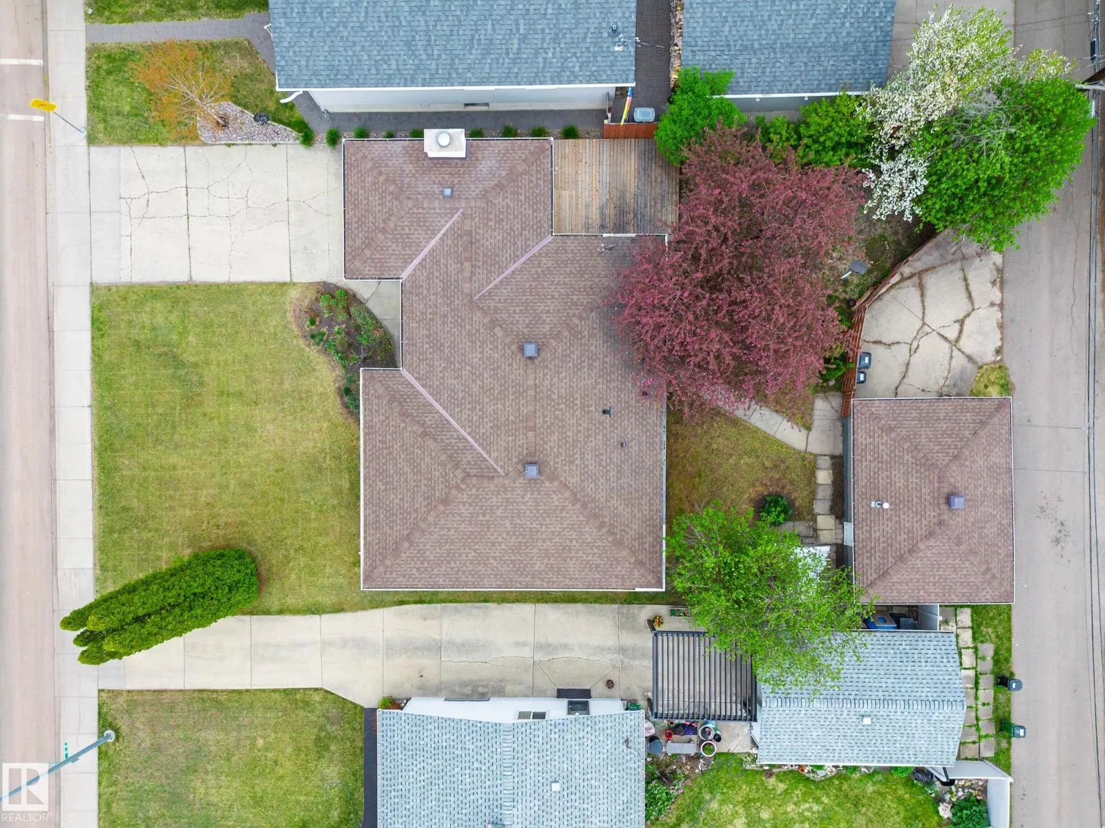 14622 95 AV NW