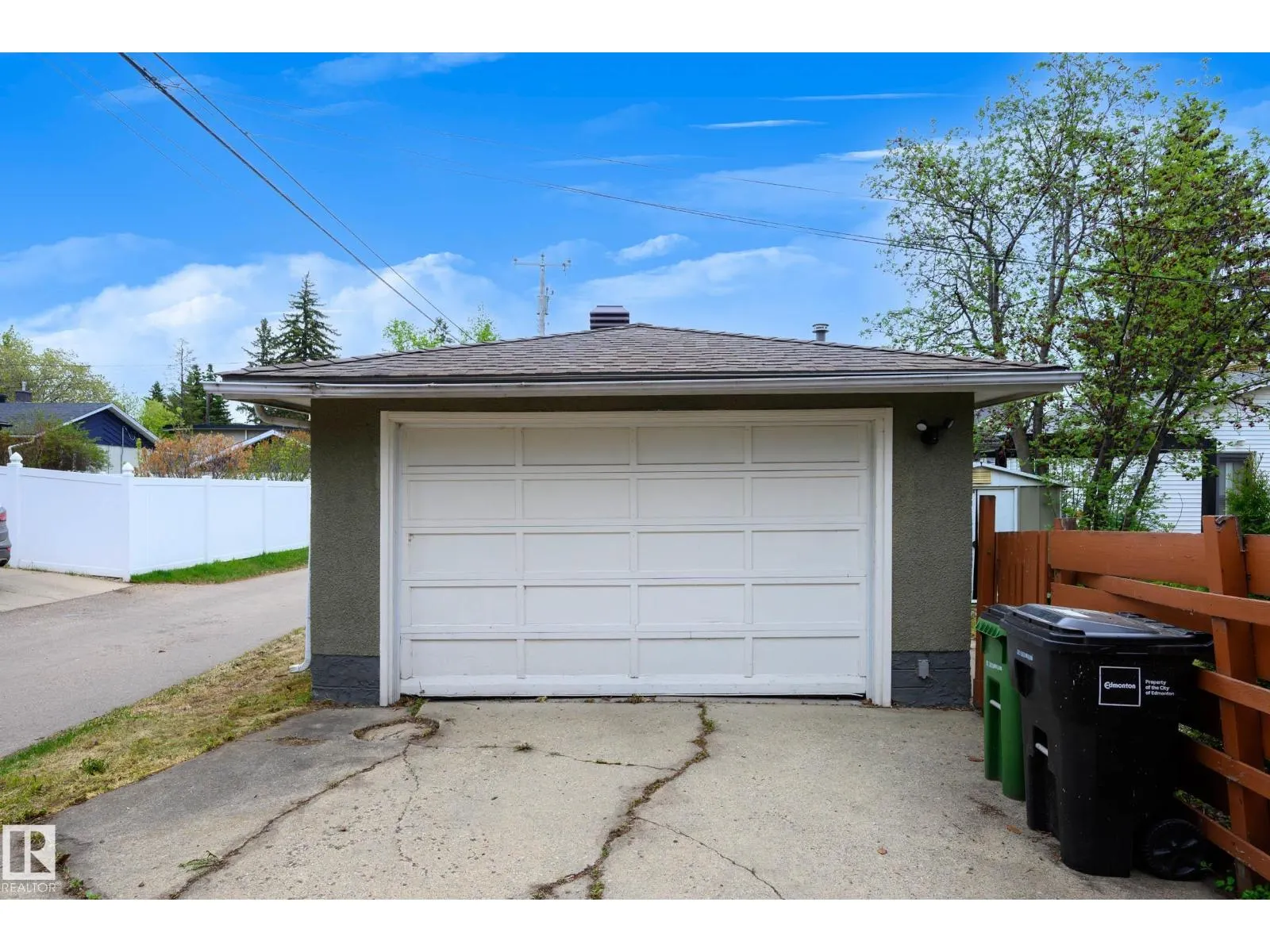 14622 95 AV NW