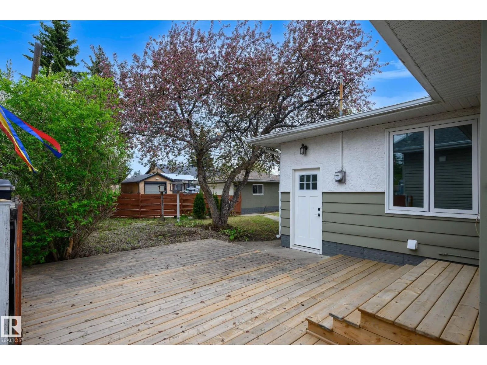 14622 95 AV NW