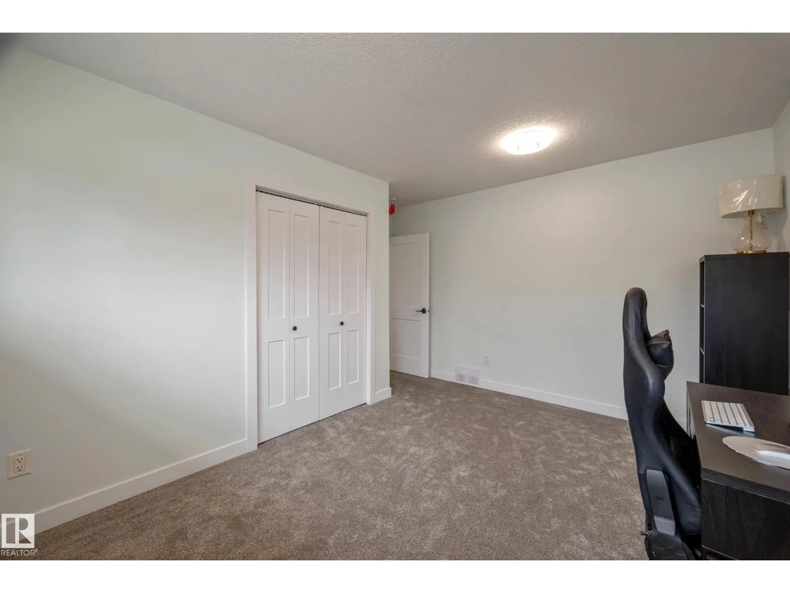 14622 95 AV NW