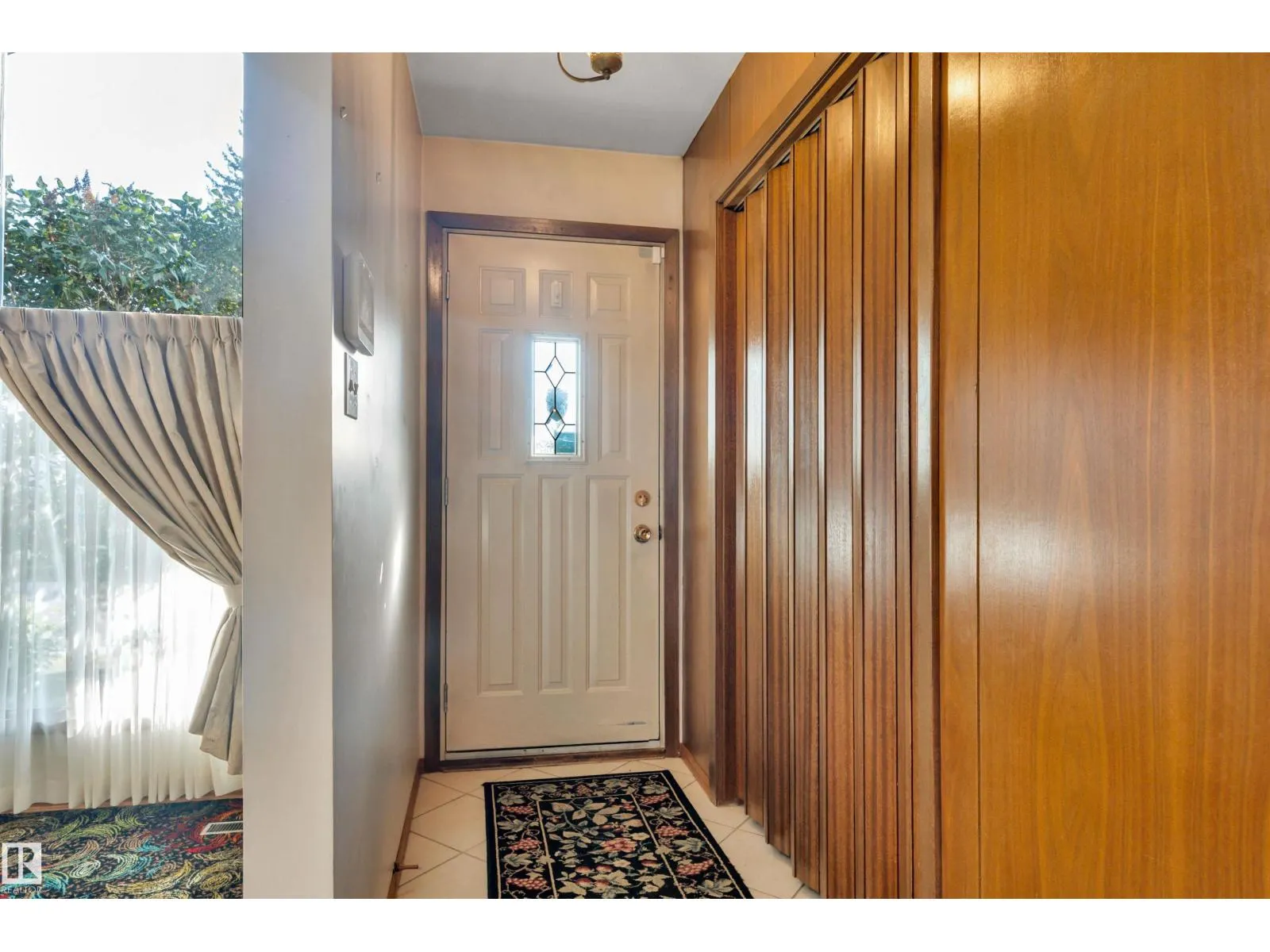 10648 74 ST NW