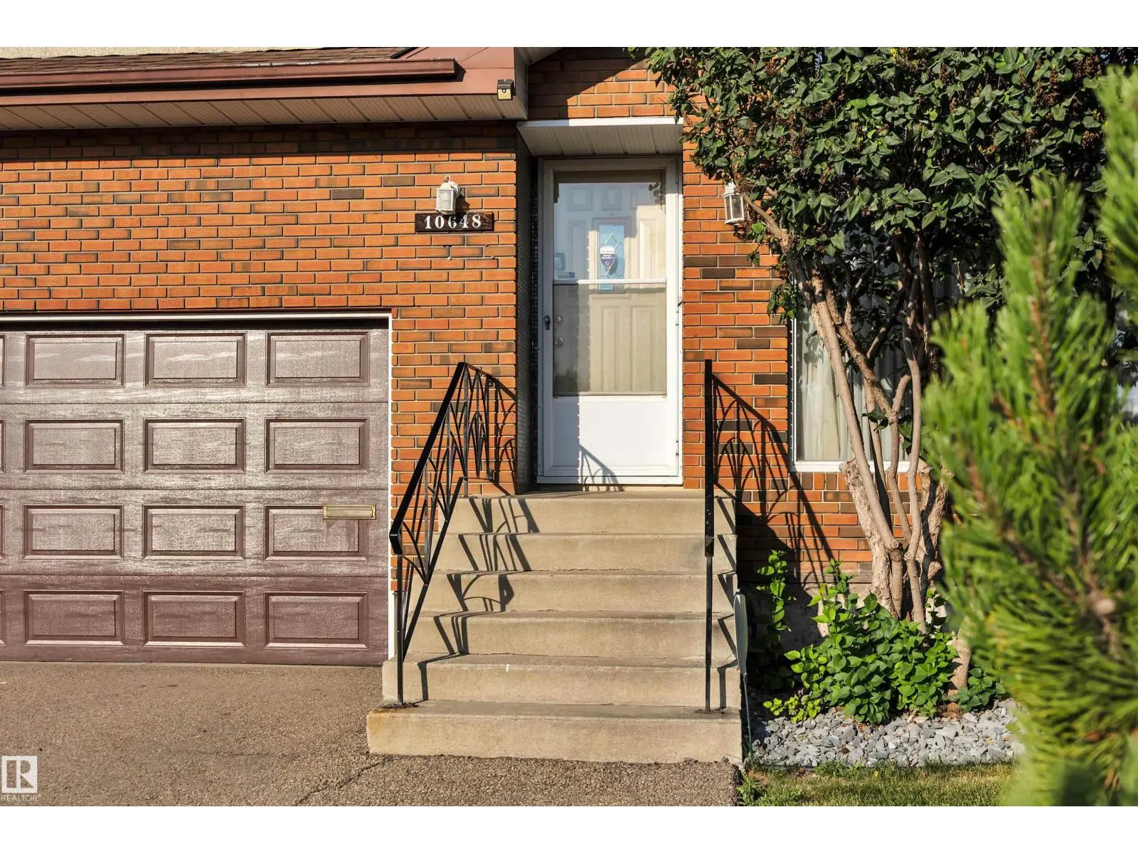 10648 74 ST NW