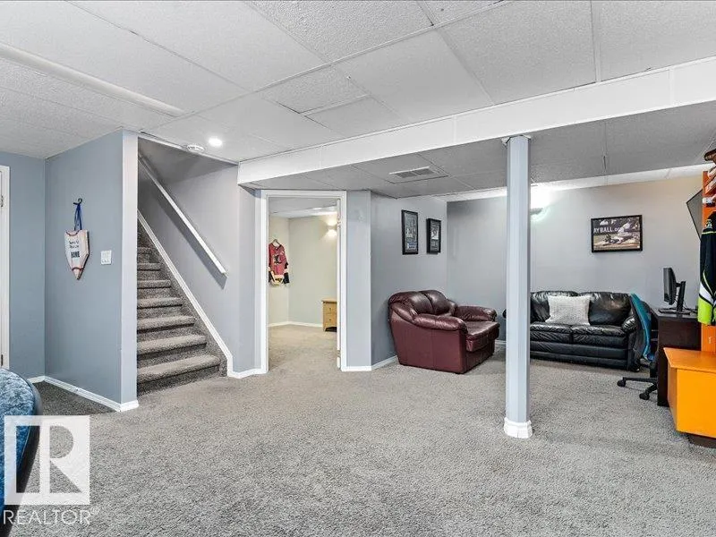 12831 149 AV NW