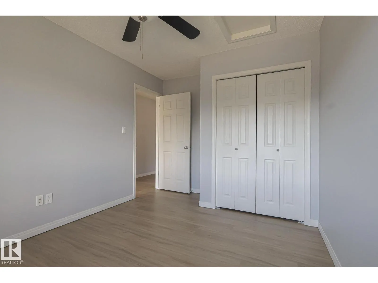 3816 POWELL WD SW