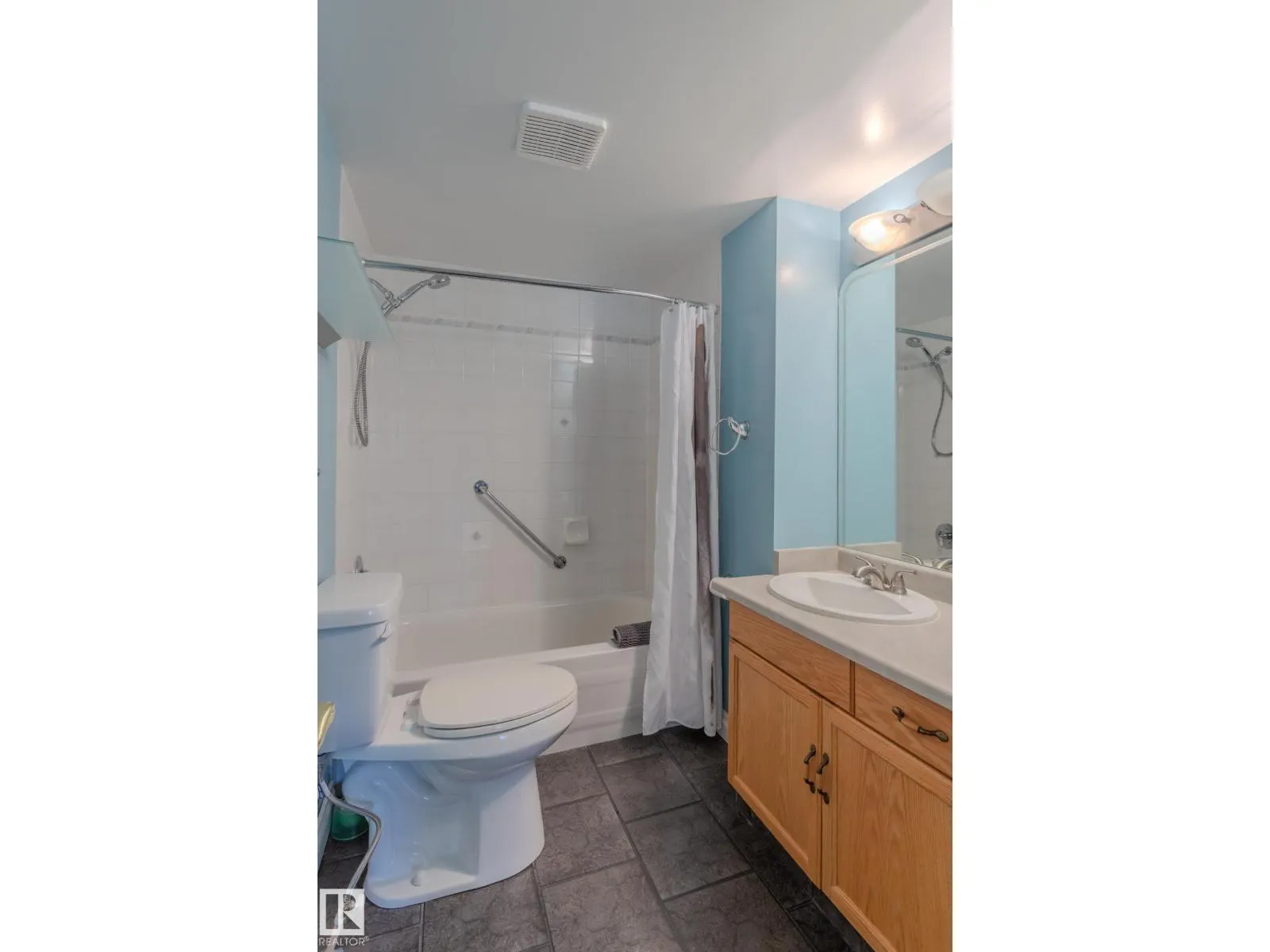 #305 13450 114 AV NW