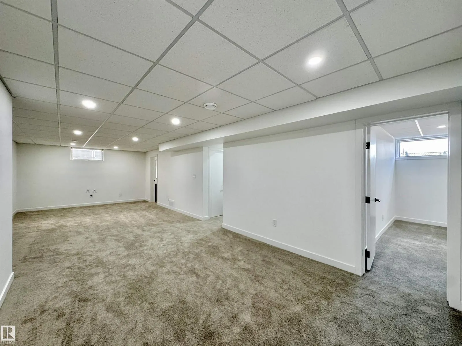 9607 95 ST