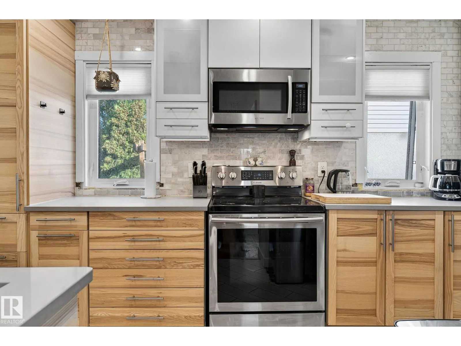 12231 107 ST NW