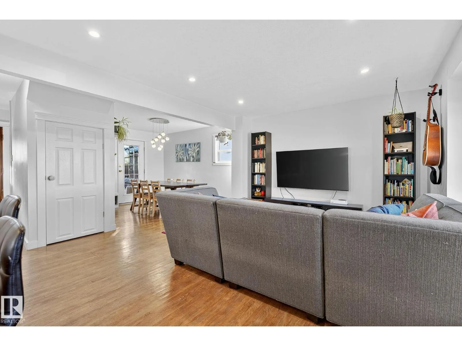 12231 107 ST NW