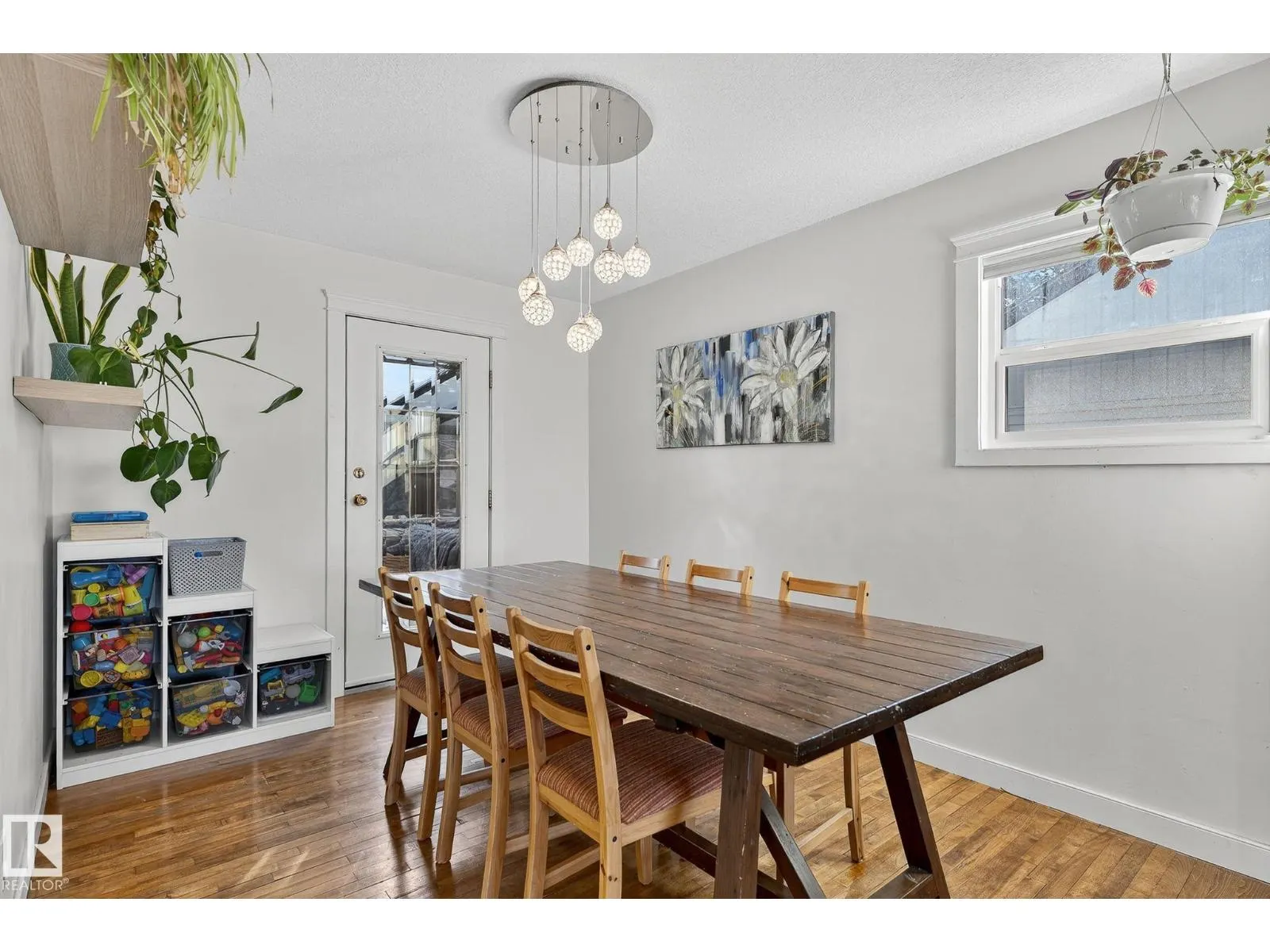 12231 107 ST NW