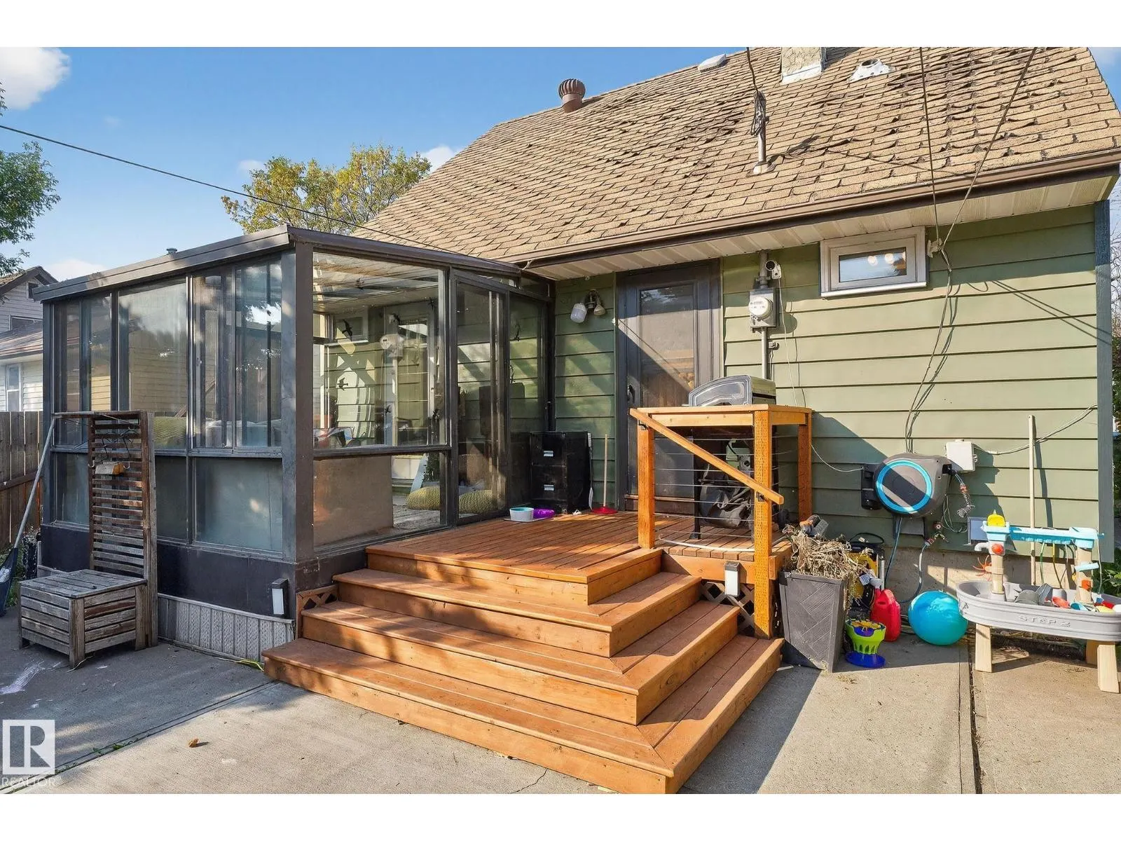 12231 107 ST NW