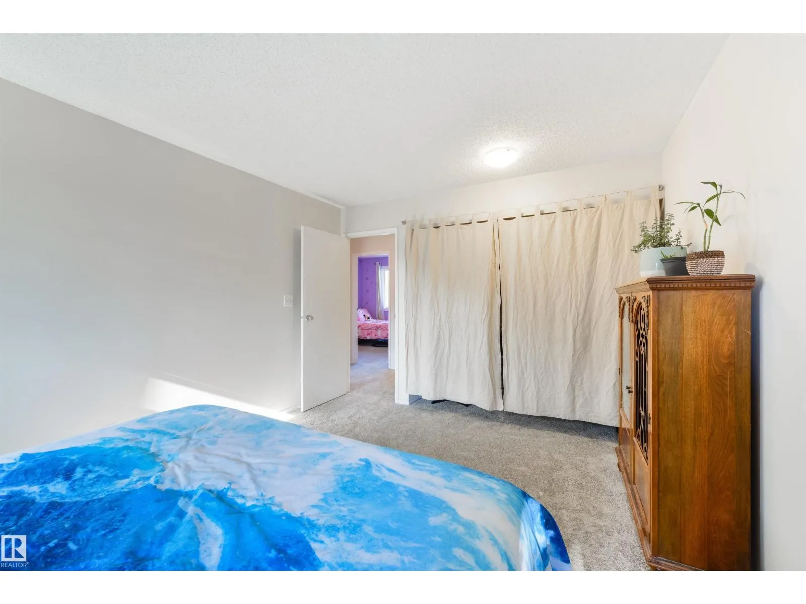 3621 30 AV NW