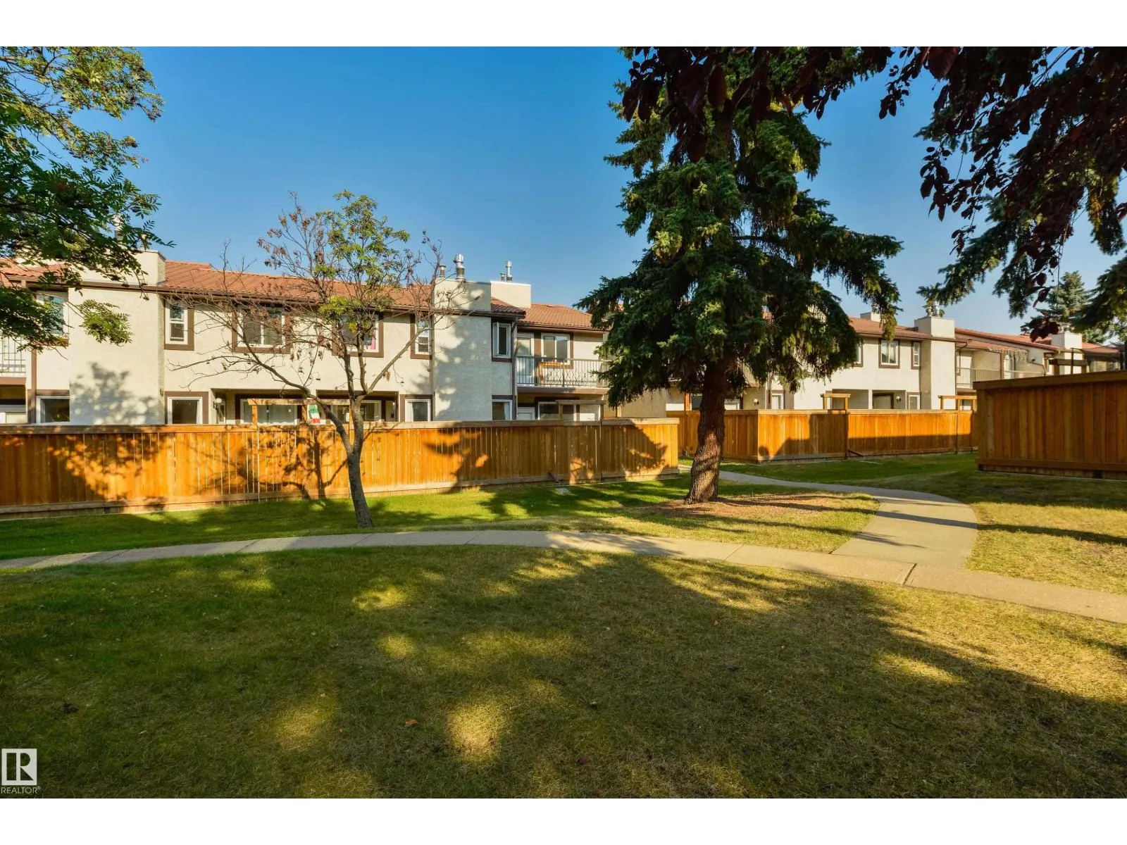 3621 30 AV NW