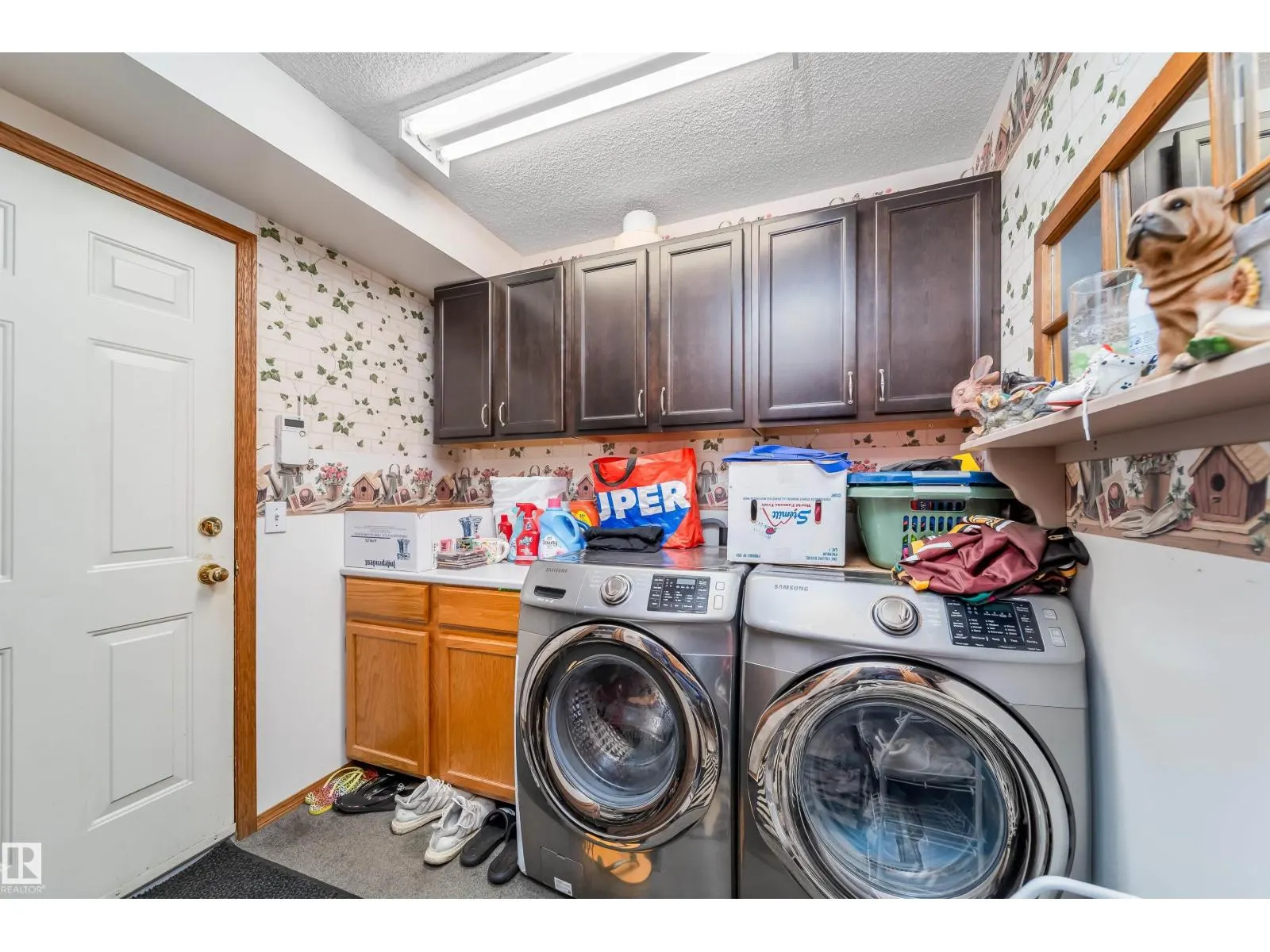 11415 9 AV NW