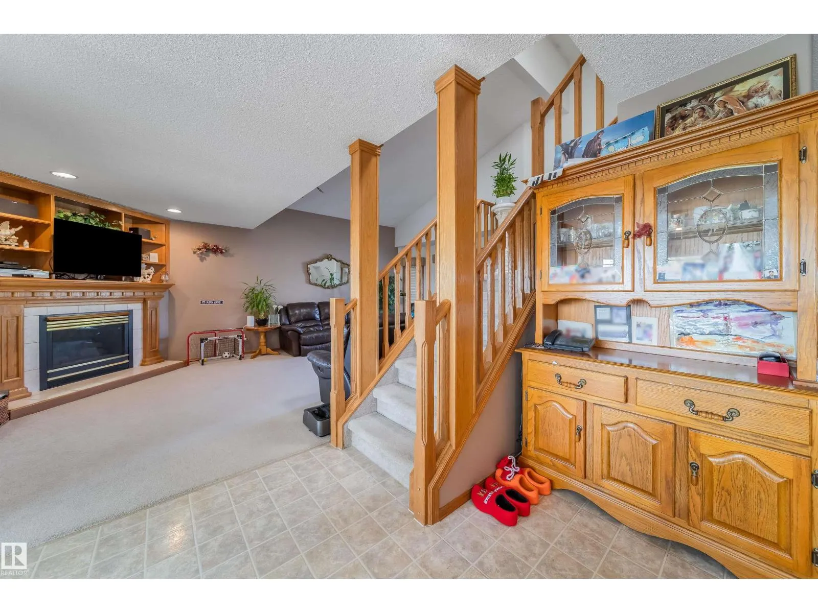 11415 9 AV NW
