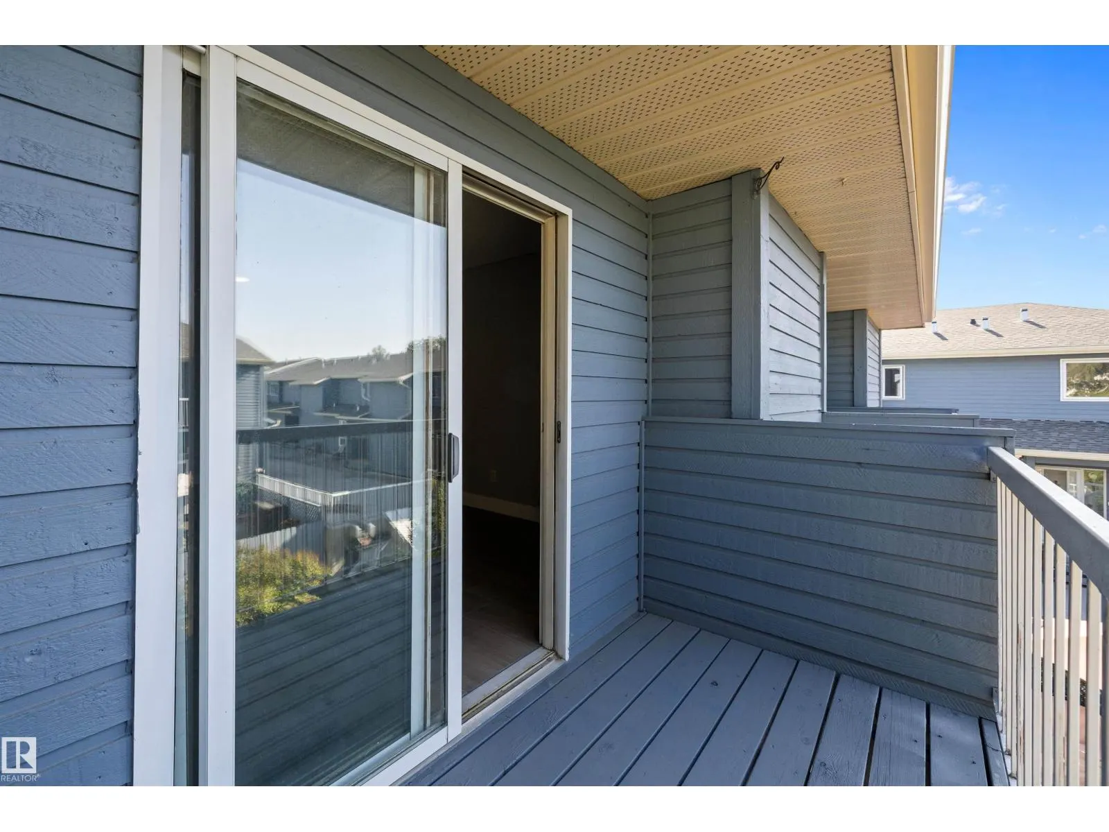 1511 LAKESIDE GR