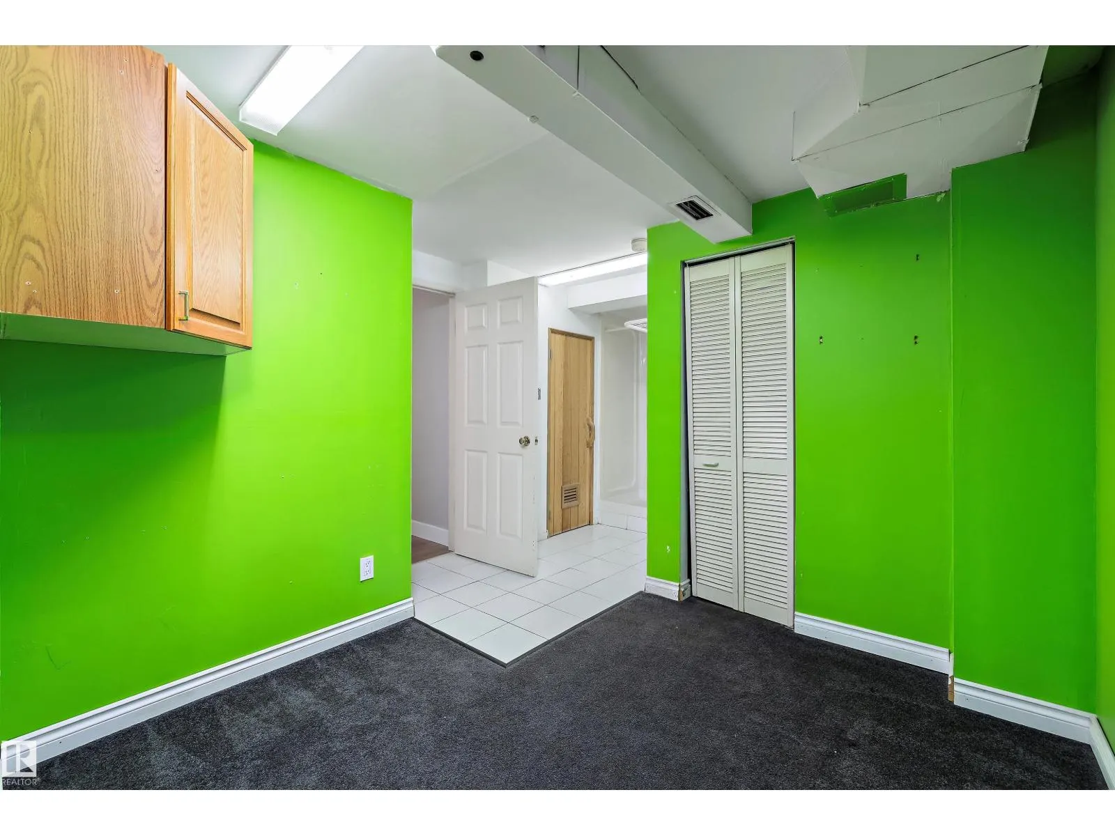 1511 LAKESIDE GR