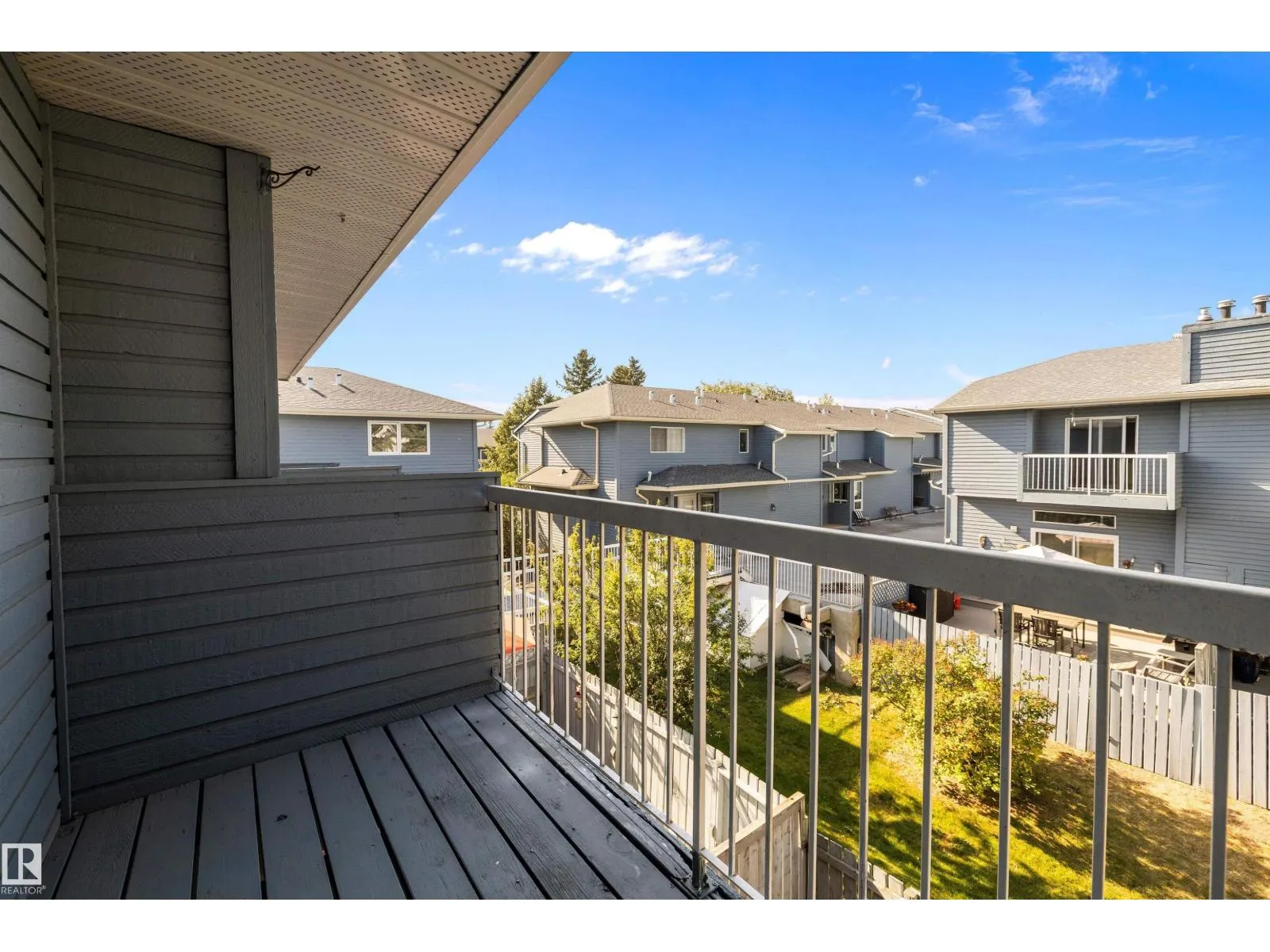 1511 LAKESIDE GR