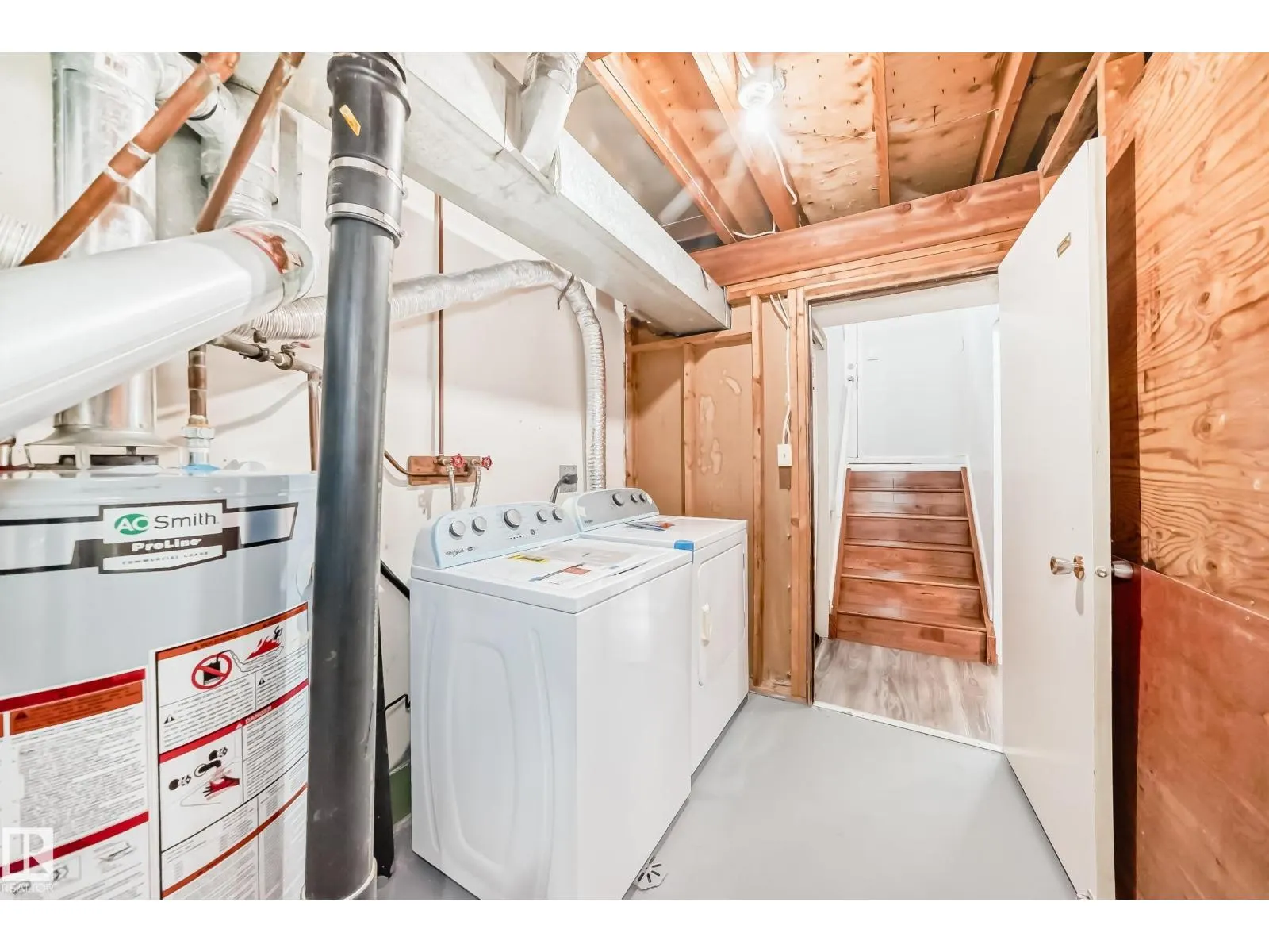 8 NORTHWOODS VG NW