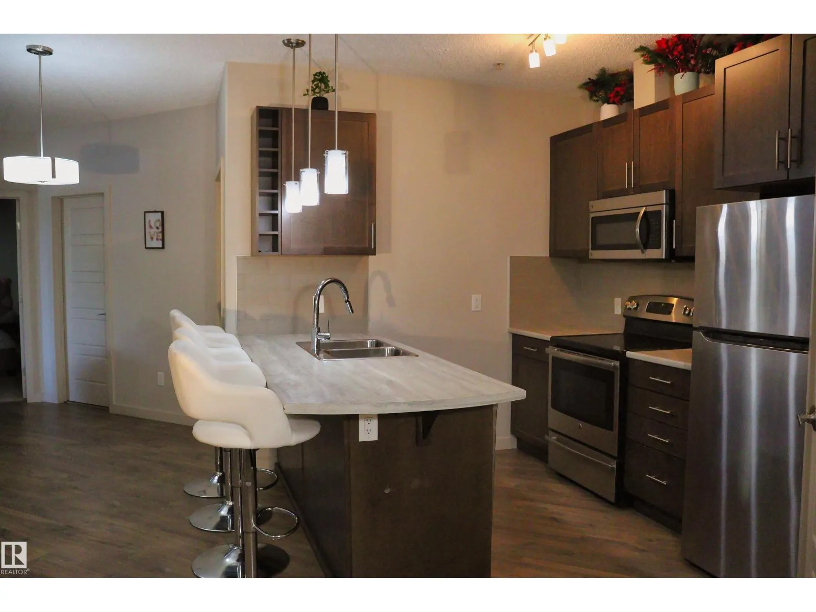 #110 1144 ADAMSON DR SW