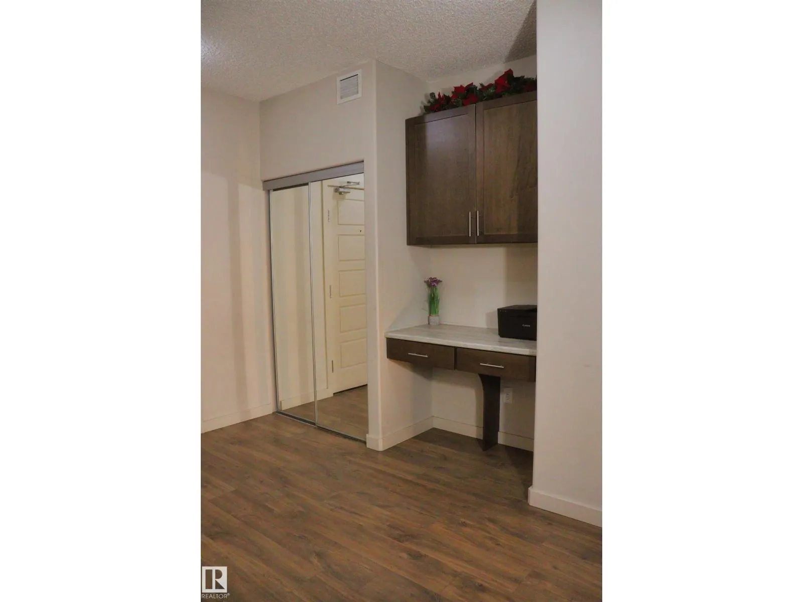 #110 1144 ADAMSON DR SW